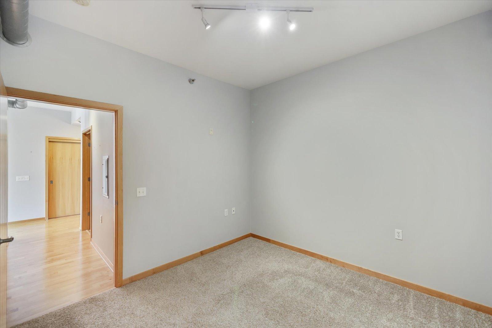 View of Residential at 1211 Lagoon Avenue #510, Minneapolis MN 55408, Minneapolis (8 of 28) - Mike Wilen | Minnesota Team Real Estate