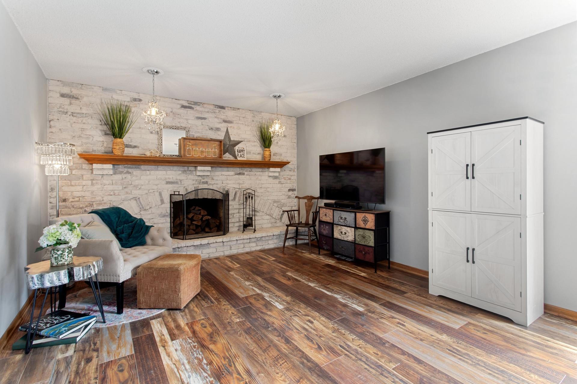 View of Residential at 864 Winterberry Court, Woodbury MN 55125, Woodbury (6 of 27) - Mike Wilen | Minnesota Team Real Estate