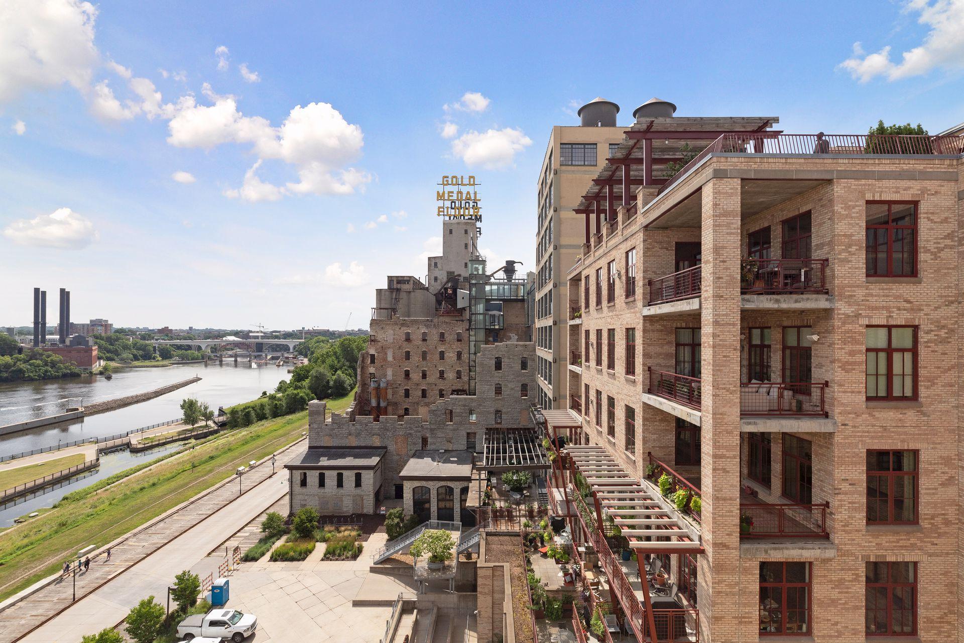 View of Residential at 600 2nd Street #S302, Minneapolis MN 55401, Minneapolis (61 of 72) - Mike Wilen | Minnesota Team Real Estate