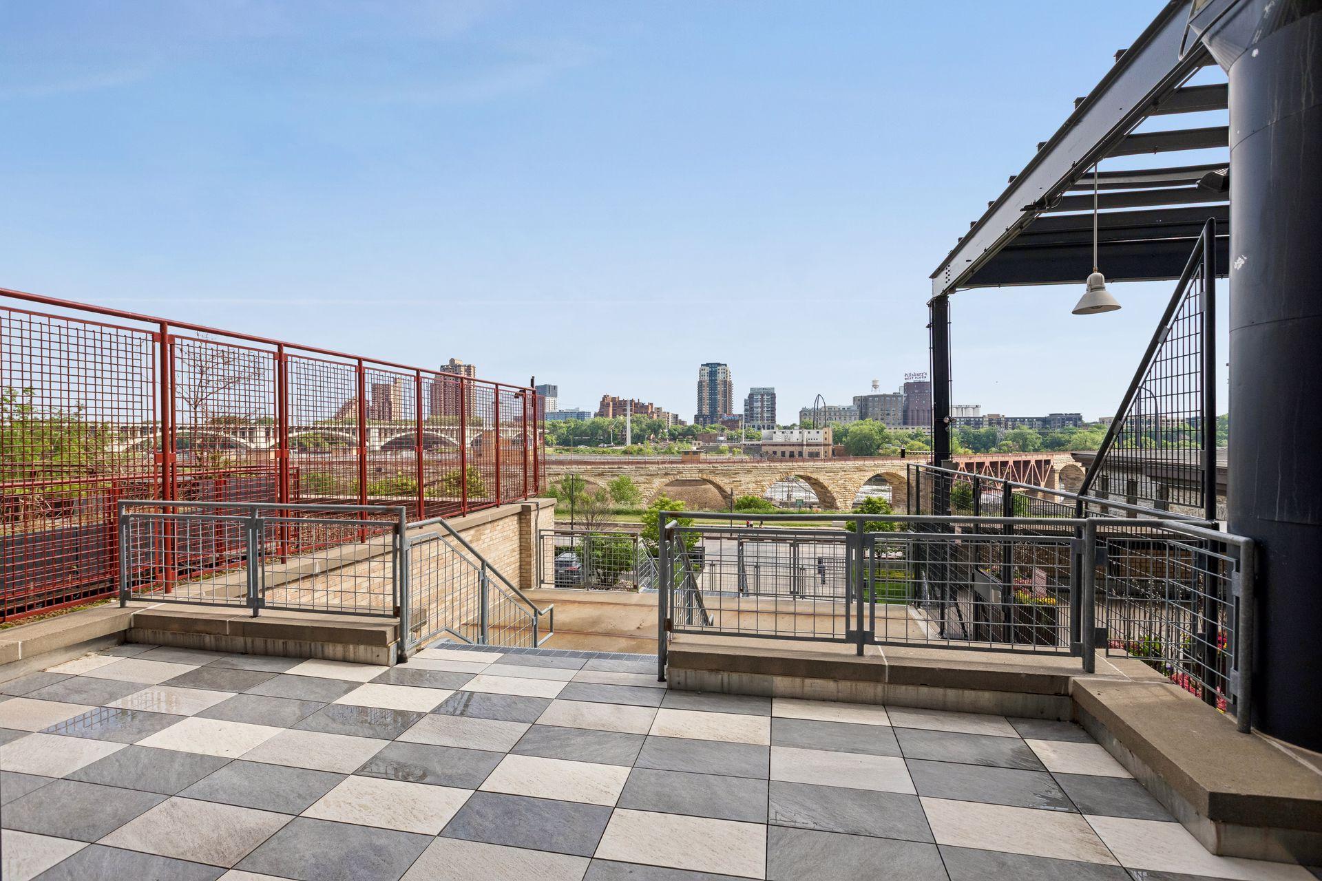 View of Residential at 600 2nd Street #S302, Minneapolis MN 55401, Minneapolis (63 of 72) - Mike Wilen | Minnesota Team Real Estate