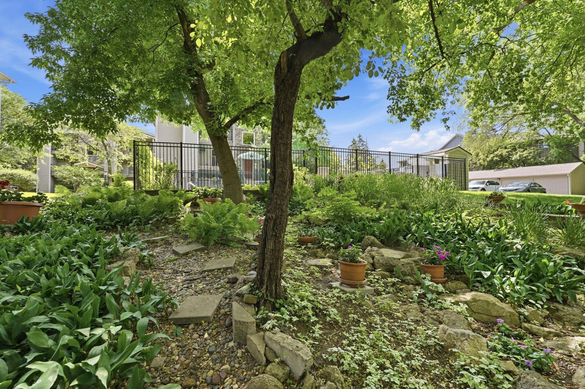 View of Residential at 2120 Ridge Drive #34, Saint Louis Park MN 55416, Saint Louis Park (27 of 28) - Mike Wilen | Minnesota Team Real Estate