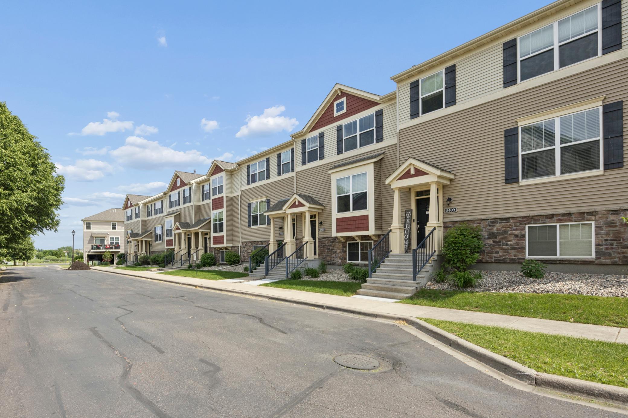 View of Residential at 8405 Norwood Lane, Maple Grove MN 55369, Maple Grove (3 of 28) - Mike Wilen | Minnesota Team Real Estate