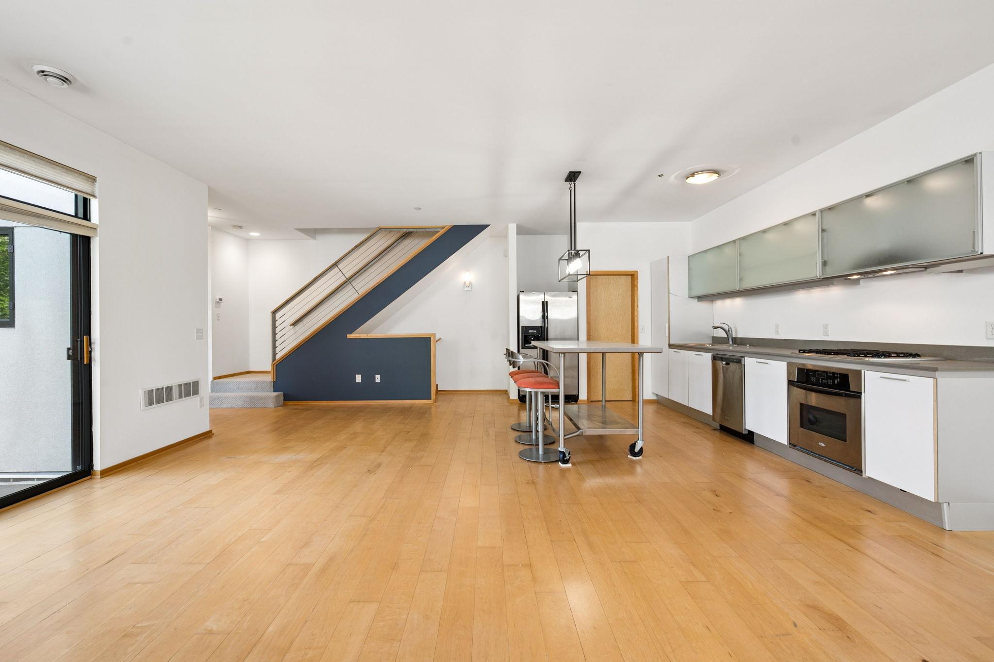 View of Residential at 2818 Aldrich Avenue #105, Minneapolis MN 55408, Minneapolis (23 of 50) - Mike Wilen | Minnesota Team Real Estate