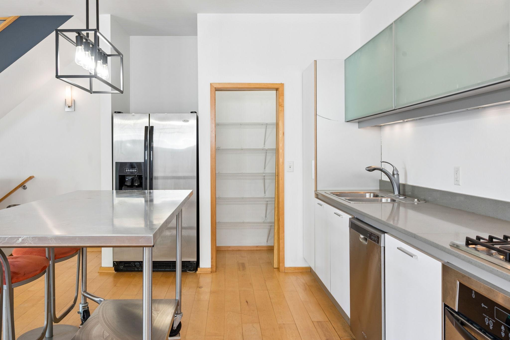 View of Residential at 2818 Aldrich Avenue #105, Minneapolis MN 55408, Minneapolis (22 of 50) - Mike Wilen | Minnesota Team Real Estate