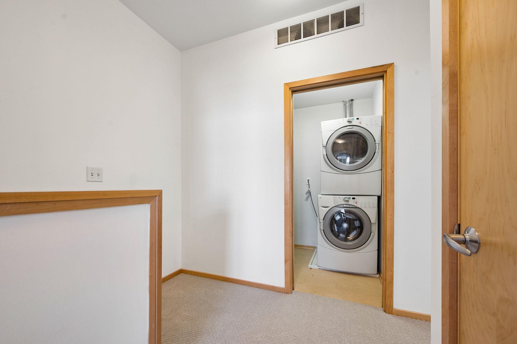 View of Residential at 2818 Aldrich Avenue #105, Minneapolis MN 55408, Minneapolis (42 of 50) - Mike Wilen | Minnesota Team Real Estate