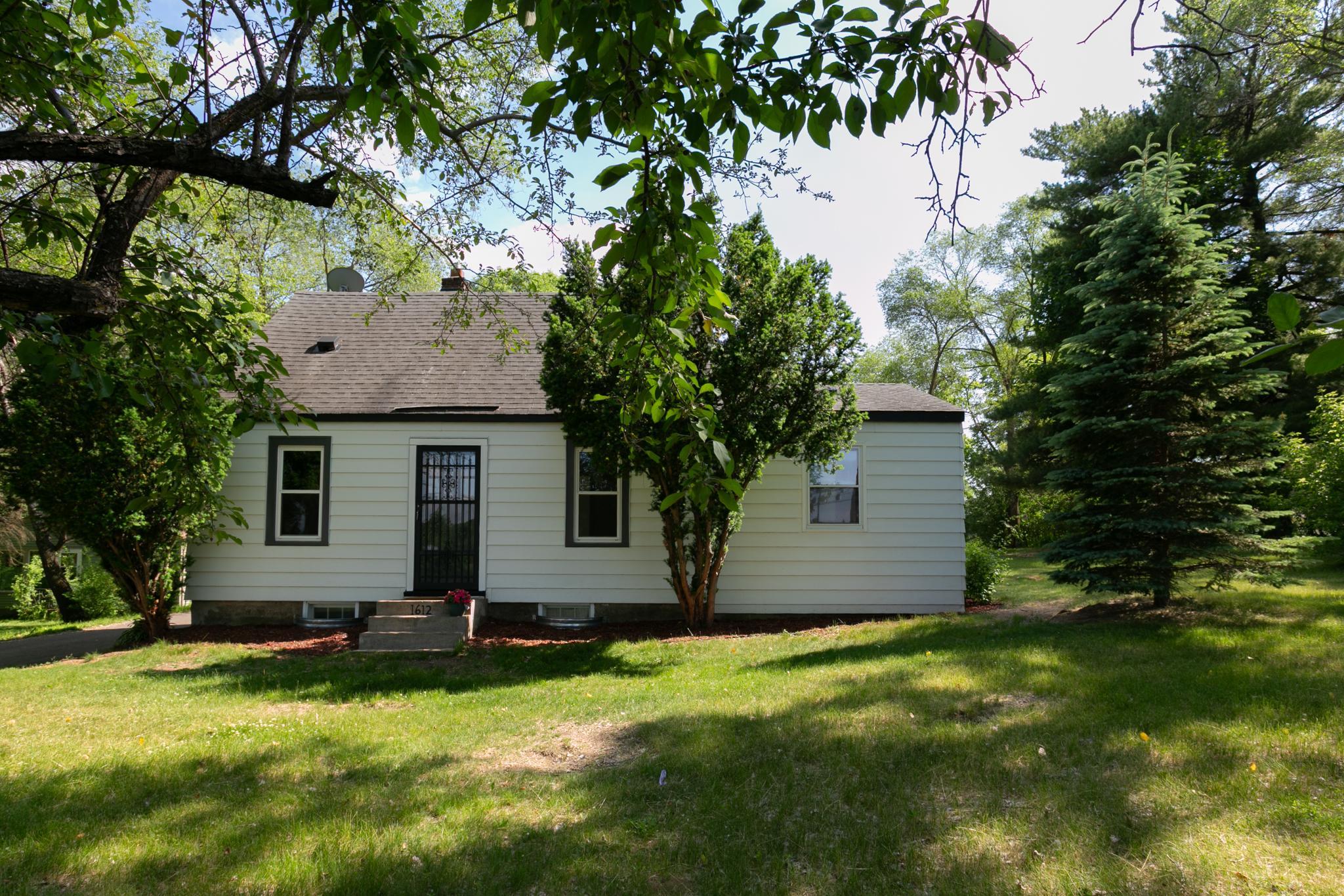 View of Residential at 1612 County Road C, Maplewood MN 55109, Maplewood (22 of 26) - Mike Wilen | Minnesota Team Real Estate