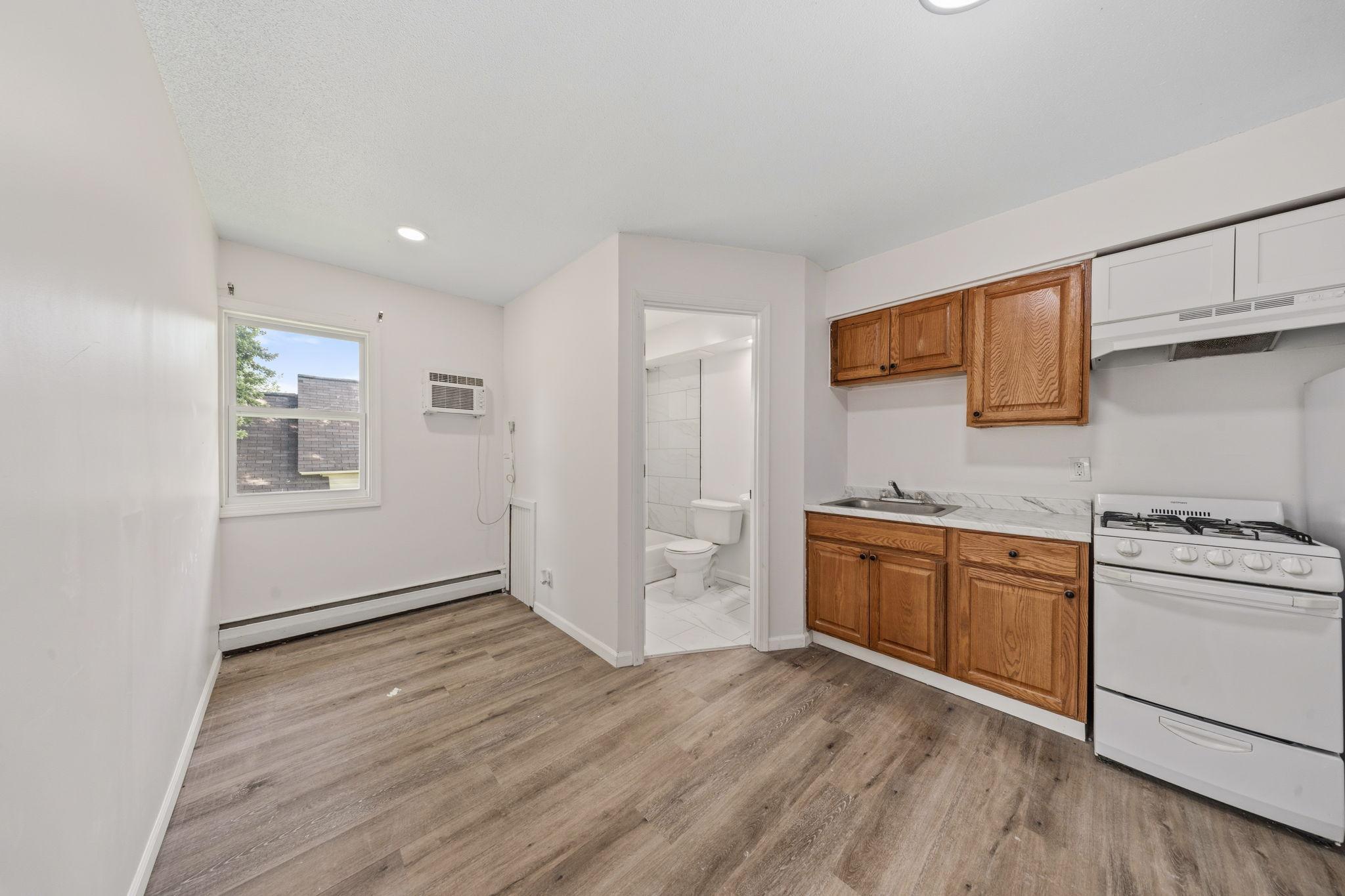 View of Commercial Sale at 2528 17th Avenue, Minneapolis MN 55404, Minneapolis (24 of 41) - Mike Wilen | Minnesota Team Real Estate