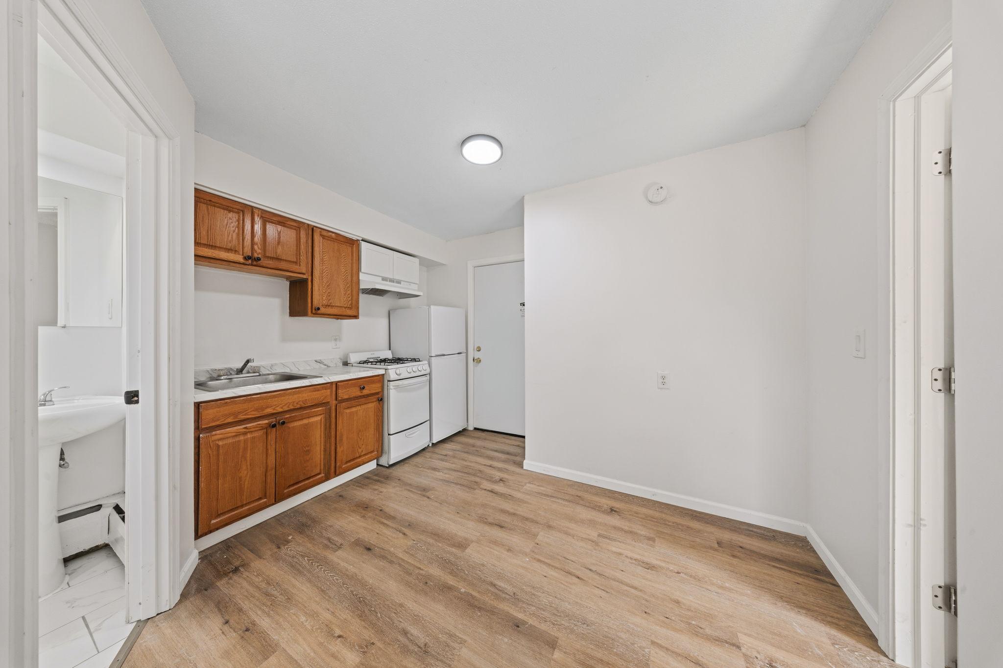 View of Commercial Sale at 2528 17th Avenue, Minneapolis MN 55404, Minneapolis (17 of 41) - Mike Wilen | Minnesota Team Real Estate