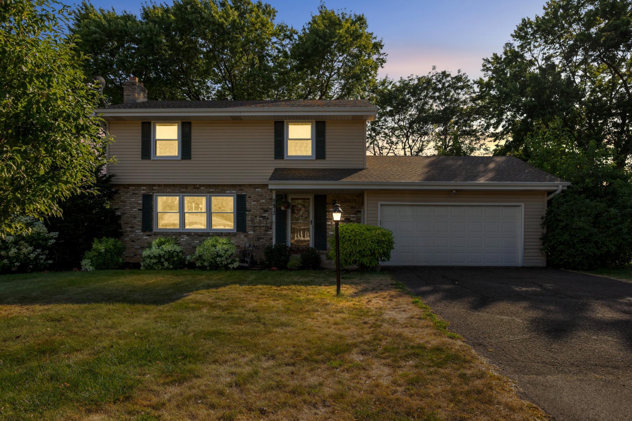 View of Residential at 8473 Meadow Lake Road, New Hope MN 55428, New Hope (41 of 44) - Mike Wilen | Minnesota Team Real Estate