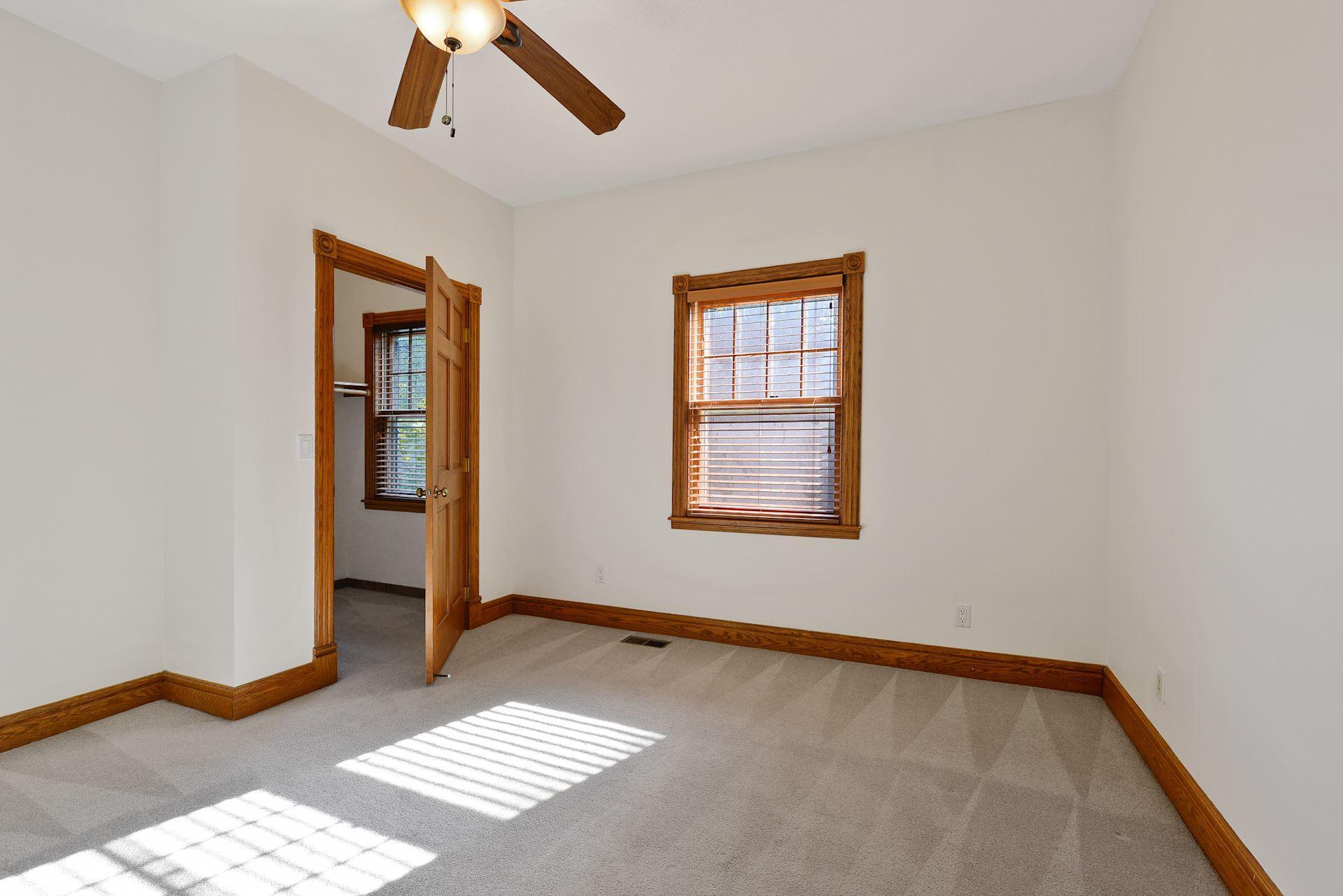 View of Residential Income at 197 Kent Street, Saint Paul MN 55102, Saint Paul (65 of 125) - Mike Wilen | Minnesota Team Real Estate