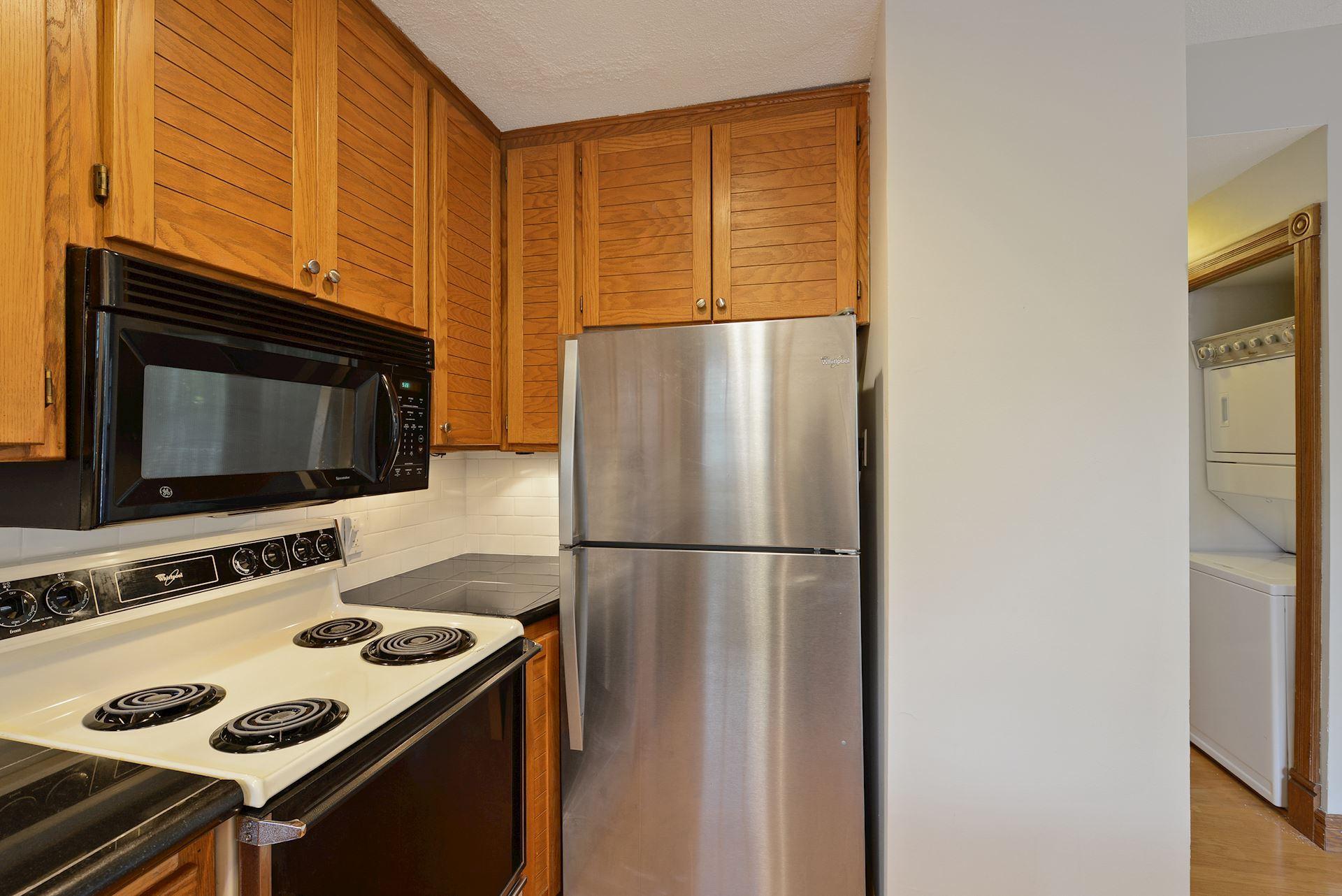 View of Residential Income at 197 Kent Street, Saint Paul MN 55102, Saint Paul (60 of 125) - Mike Wilen | Minnesota Team Real Estate