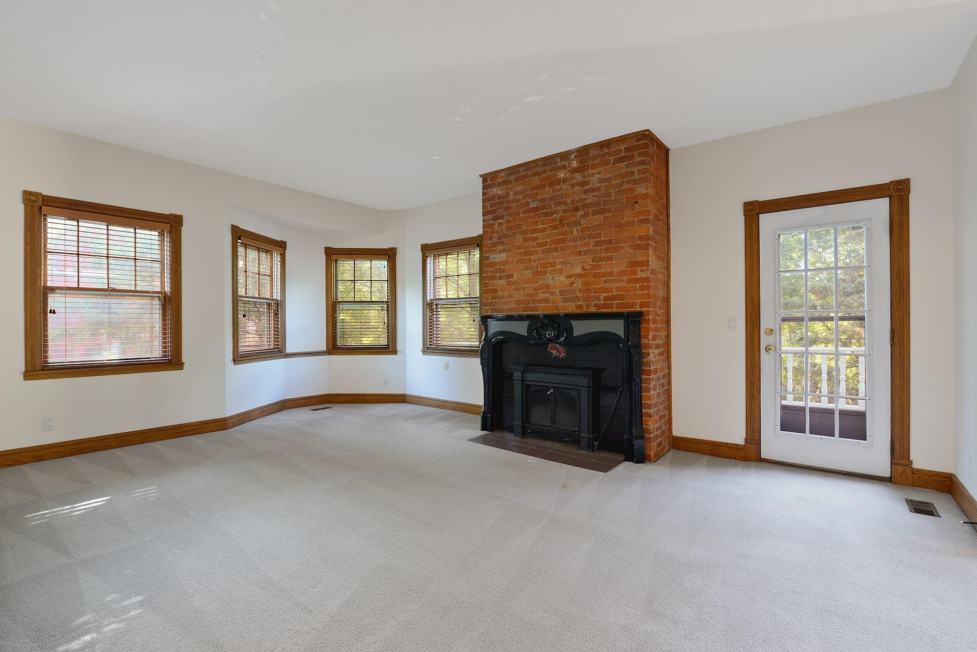 View of Residential Income at 197 Kent Street, Saint Paul MN 55102, Saint Paul (47 of 125) - Mike Wilen | Minnesota Team Real Estate