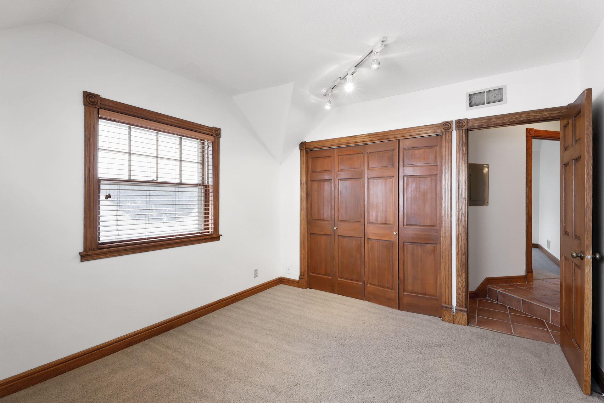View of Residential Income at 197 Kent Street, Saint Paul MN 55102, Saint Paul (90 of 125) - Mike Wilen | Minnesota Team Real Estate