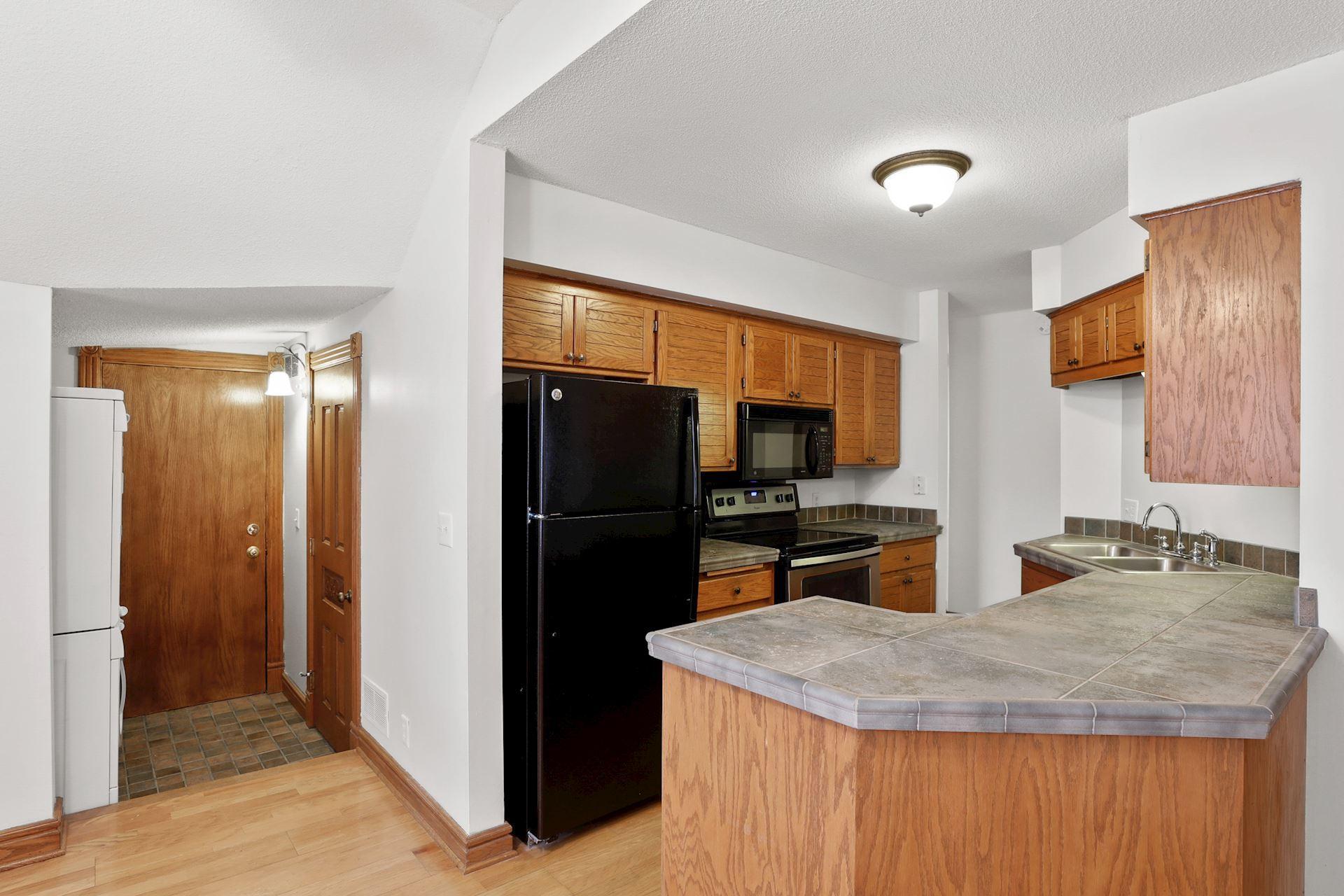 View of Residential Income at 197 Kent Street, Saint Paul MN 55102, Saint Paul (82 of 125) - Mike Wilen | Minnesota Team Real Estate