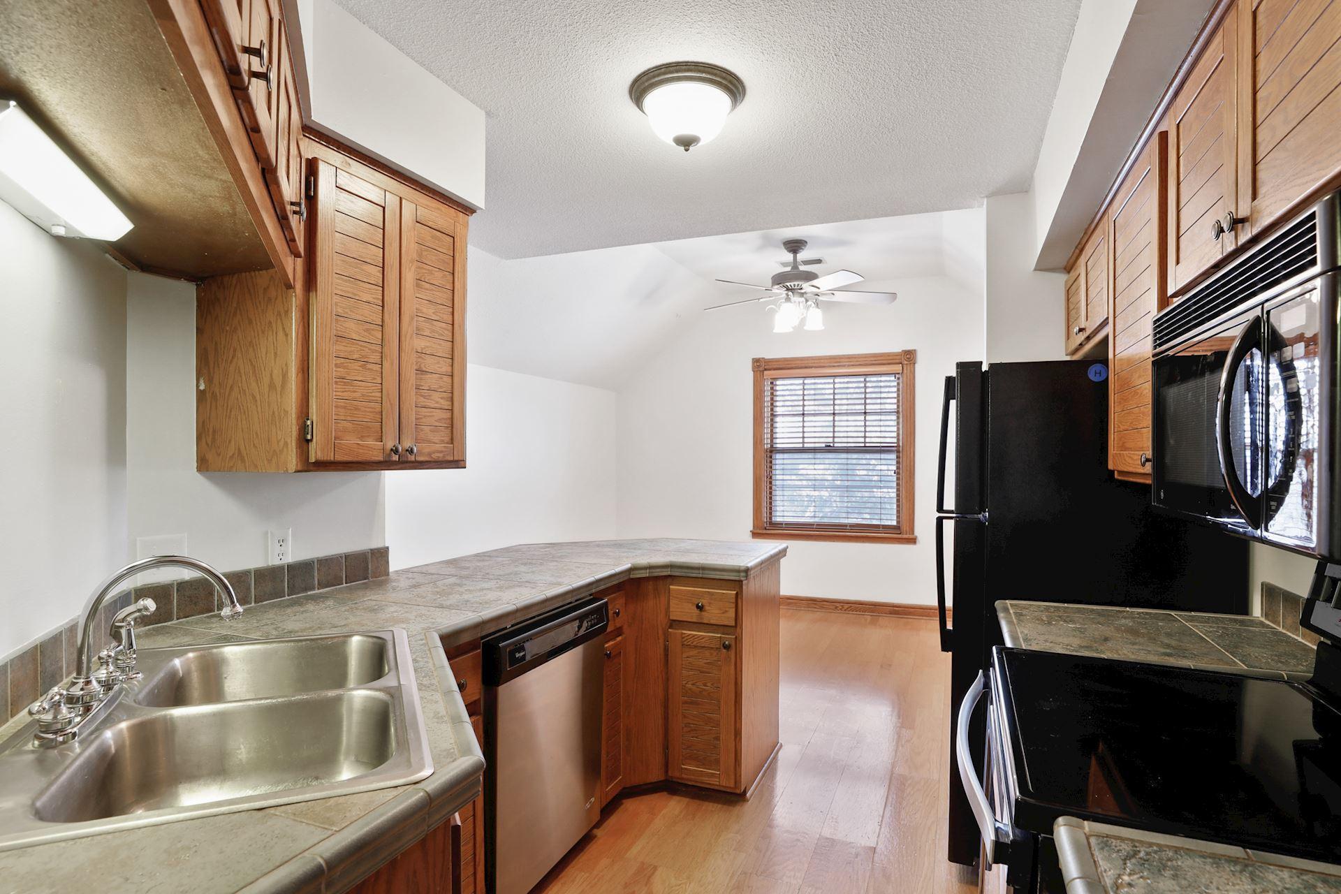 View of Residential Income at 197 Kent Street, Saint Paul MN 55102, Saint Paul (80 of 125) - Mike Wilen | Minnesota Team Real Estate