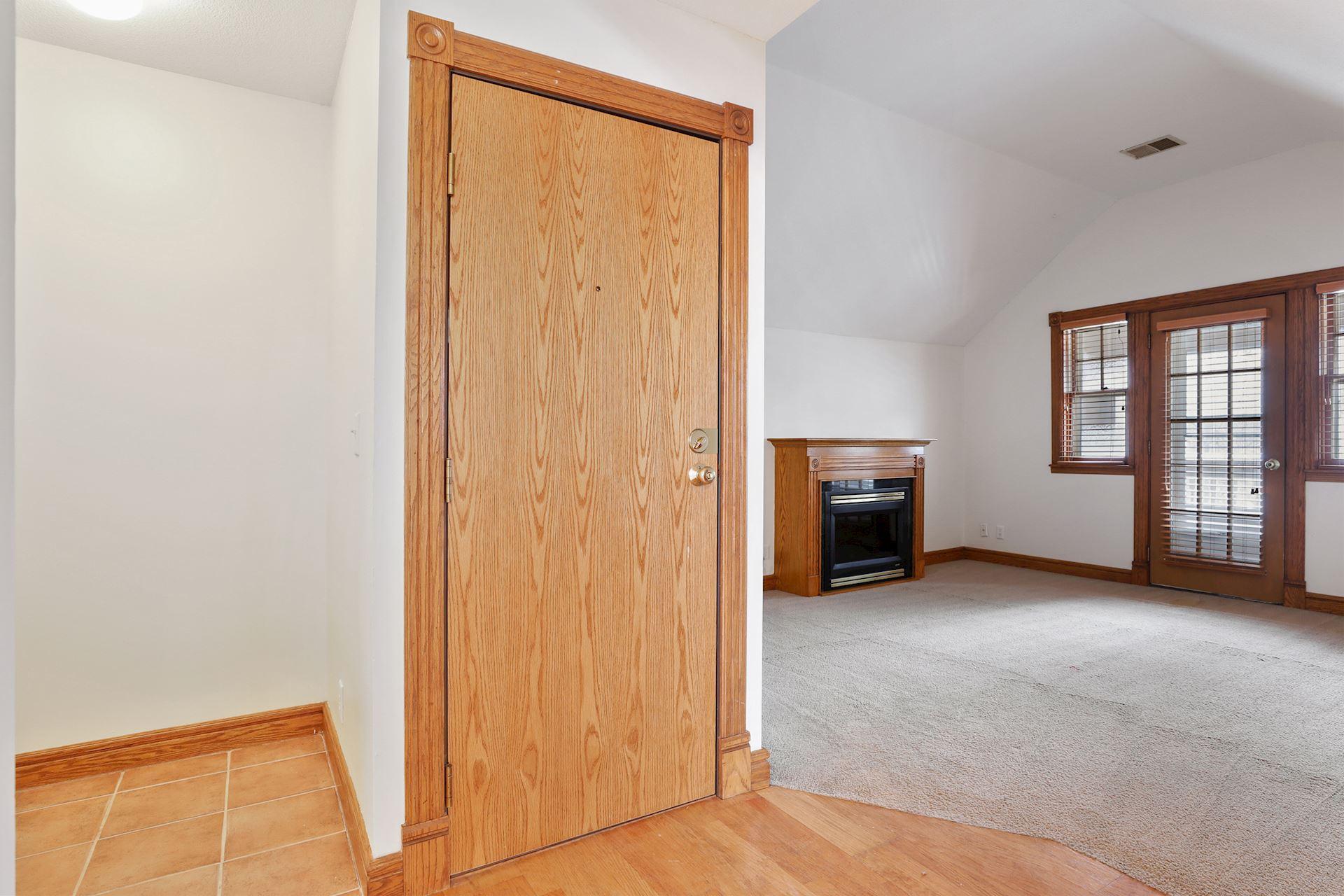 View of Residential Income at 197 Kent Street, Saint Paul MN 55102, Saint Paul (76 of 125) - Mike Wilen | Minnesota Team Real Estate