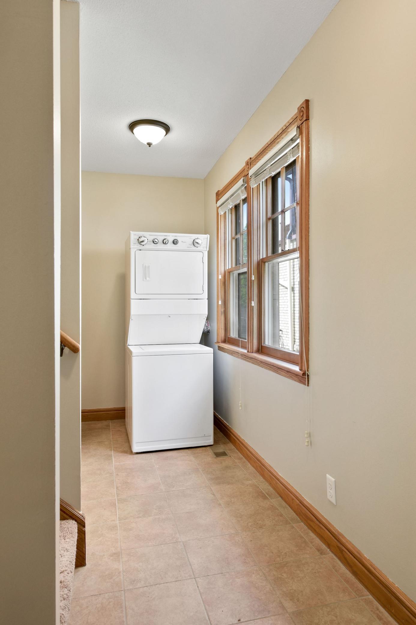 View of Residential Income at 197 Kent Street, Saint Paul MN 55102, Saint Paul (110 of 125) - Mike Wilen | Minnesota Team Real Estate