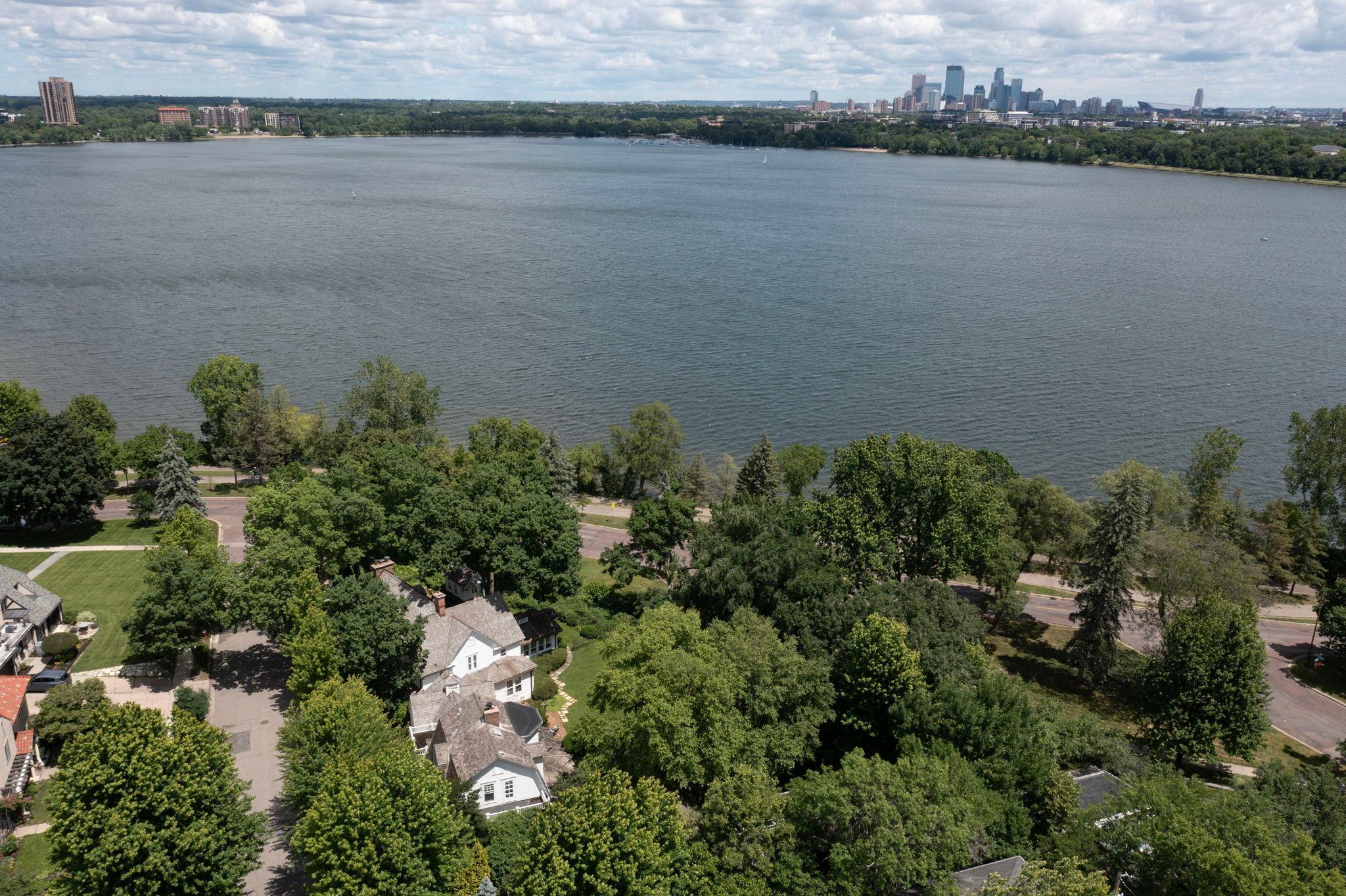 View of Residential at 3715 Thomas Avenue, Minneapolis MN 55410, Minneapolis (33 of 36) - Mike Wilen | Minnesota Team Real Estate