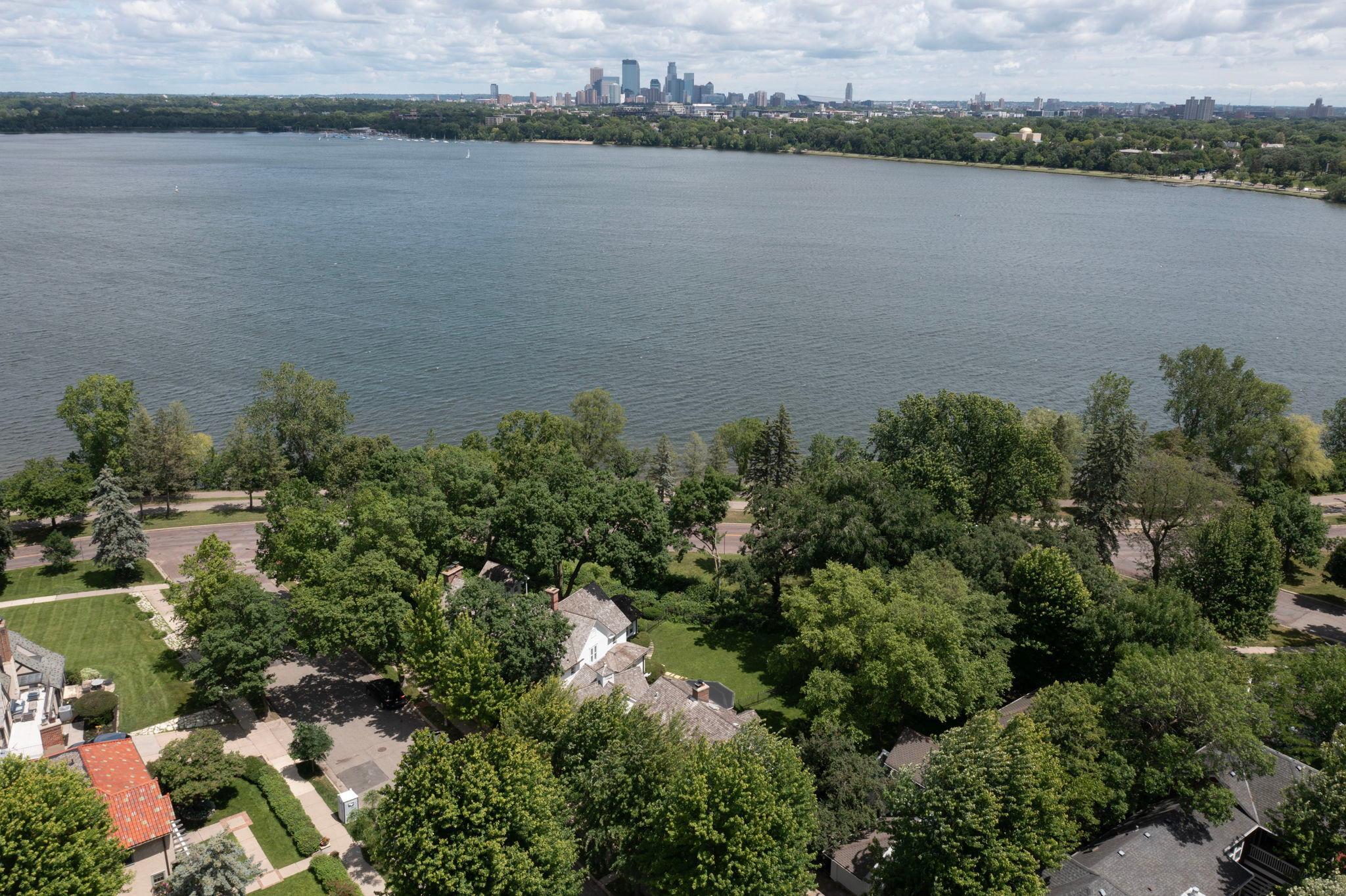 View of Residential at 3715 Thomas Avenue, Minneapolis MN 55410, Minneapolis (34 of 36) - Mike Wilen | Minnesota Team Real Estate