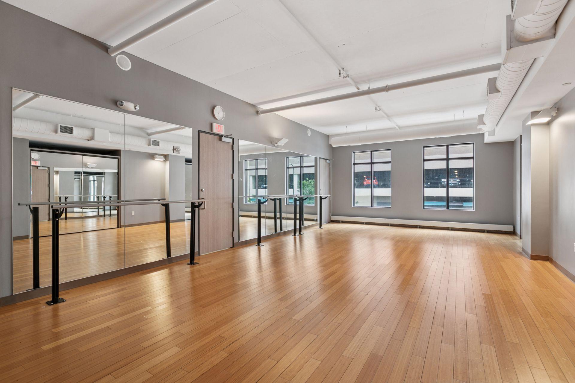 View of Residential at 201 11th Street #600, Minneapolis MN 55403, Minneapolis (48 of 66) - Mike Wilen | Minnesota Team Real Estate