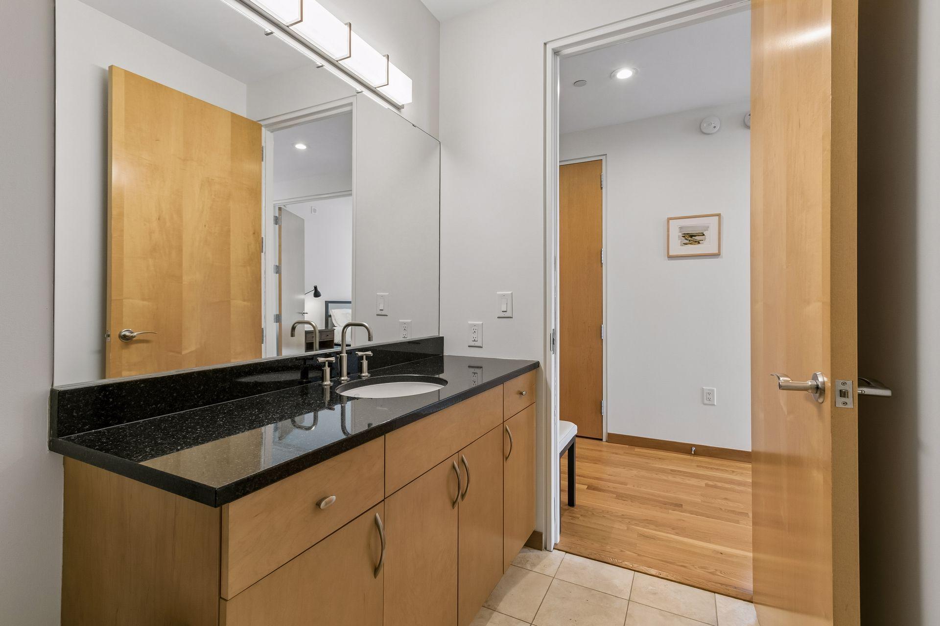 View of Residential at 201 11th Street #600, Minneapolis MN 55403, Minneapolis (27 of 66) - Mike Wilen | Minnesota Team Real Estate