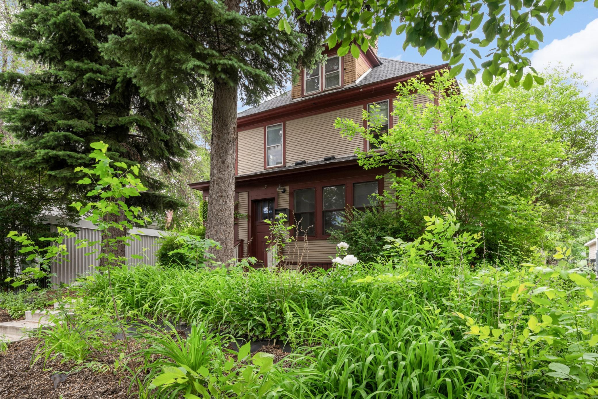View of Residential at 2445 Lyndale Avenue, Minneapolis MN 55405, Minneapolis (2 of 15) - Mike Wilen | Minnesota Team Real Estate