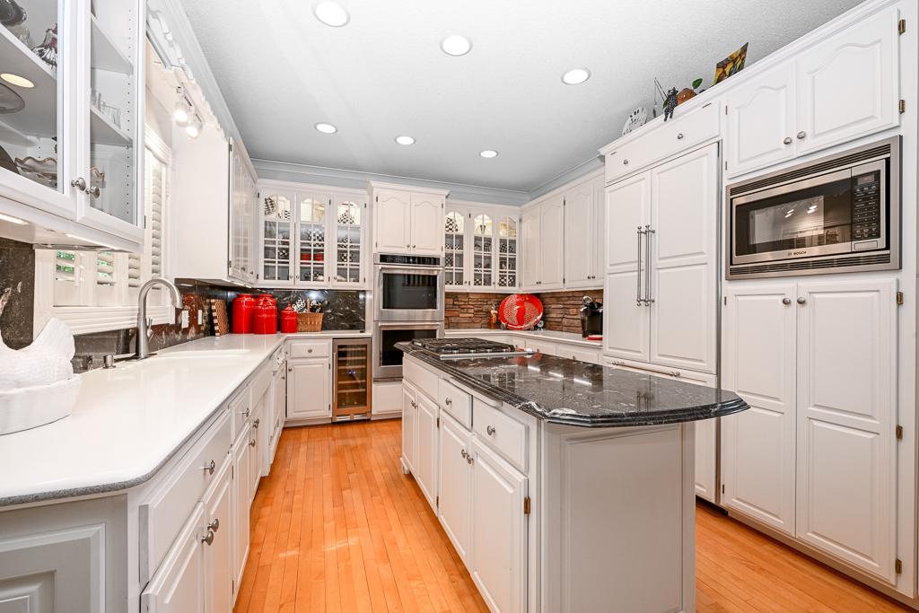 View of Residential at 12728 Sable Drive, Burnsville MN 55337, Burnsville (4 of 12) - Mike Wilen | Minnesota Team Real Estate