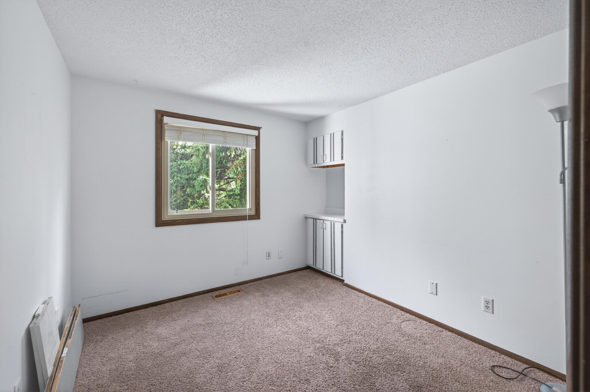 View of Residential at 313 Elan Court, Woodbury MN 55125, Woodbury (23 of 28) - Mike Wilen | Minnesota Team Real Estate