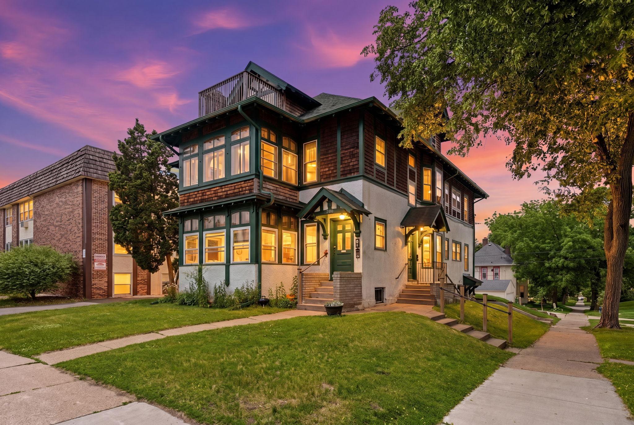 View of Residential Income at 301 22nd Street, Minneapolis MN 55404, Minneapolis - Mike Wilen | Minnesota Team Real Estate