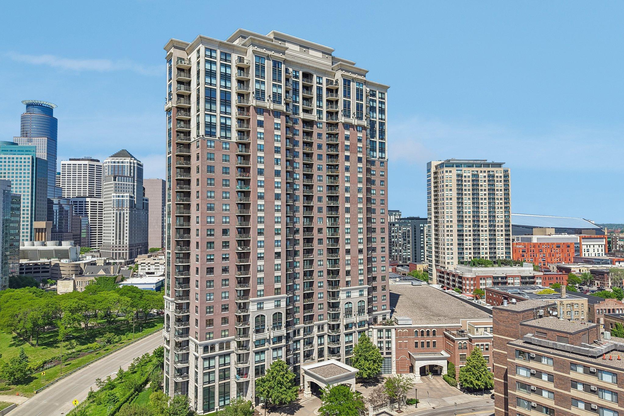 View of Residential at 500 Grant Street #1902, Minneapolis MN 55404, Minneapolis (62 of 64) - Mike Wilen | Minnesota Team Real Estate