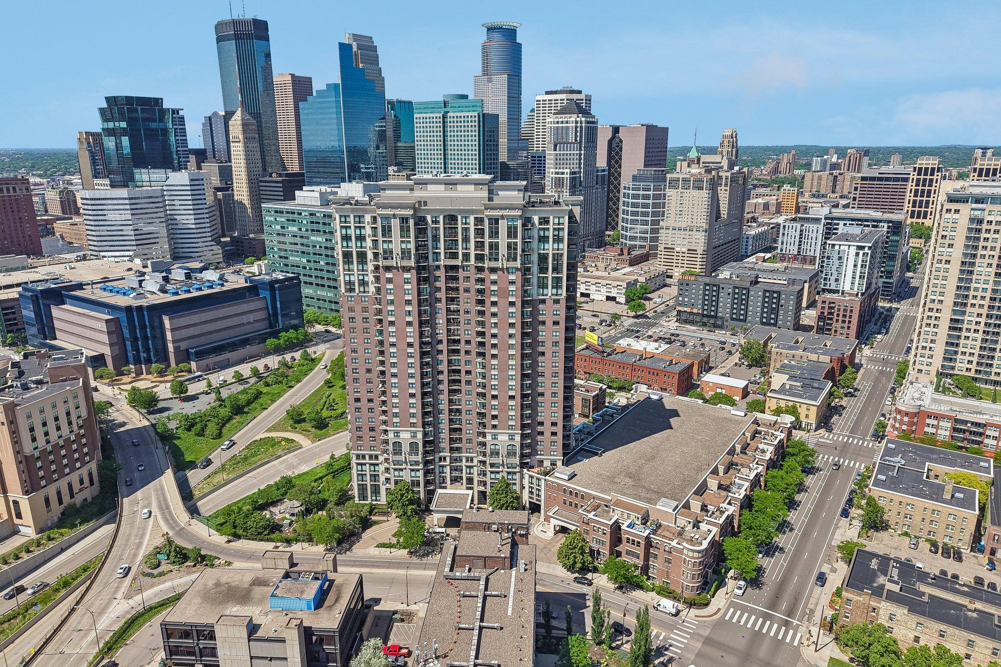 View of Residential at 500 Grant Street #1902, Minneapolis MN 55404, Minneapolis (59 of 64) - Mike Wilen | Minnesota Team Real Estate