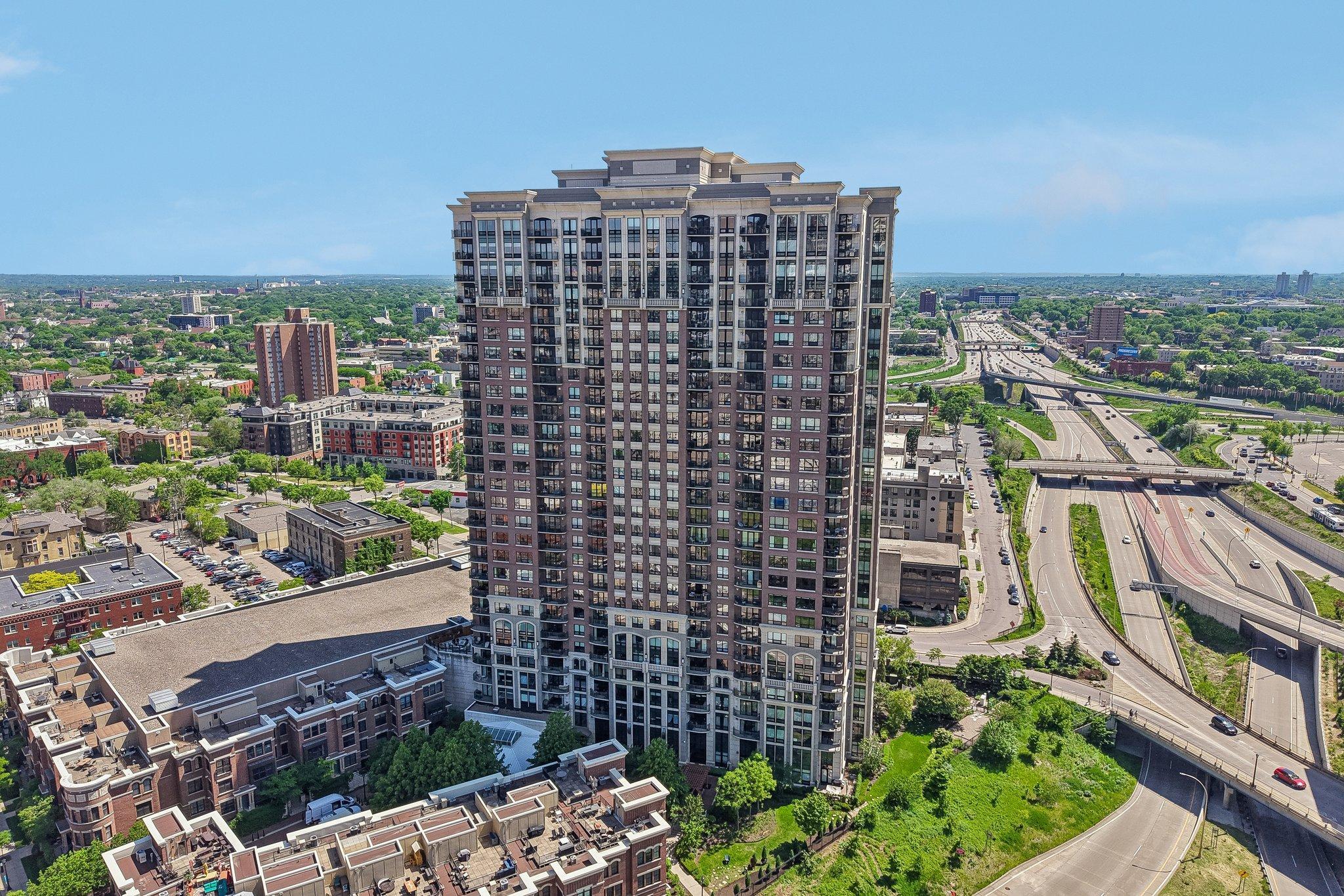View of Residential at 500 Grant Street #1902, Minneapolis MN 55404, Minneapolis (57 of 64) - Mike Wilen | Minnesota Team Real Estate