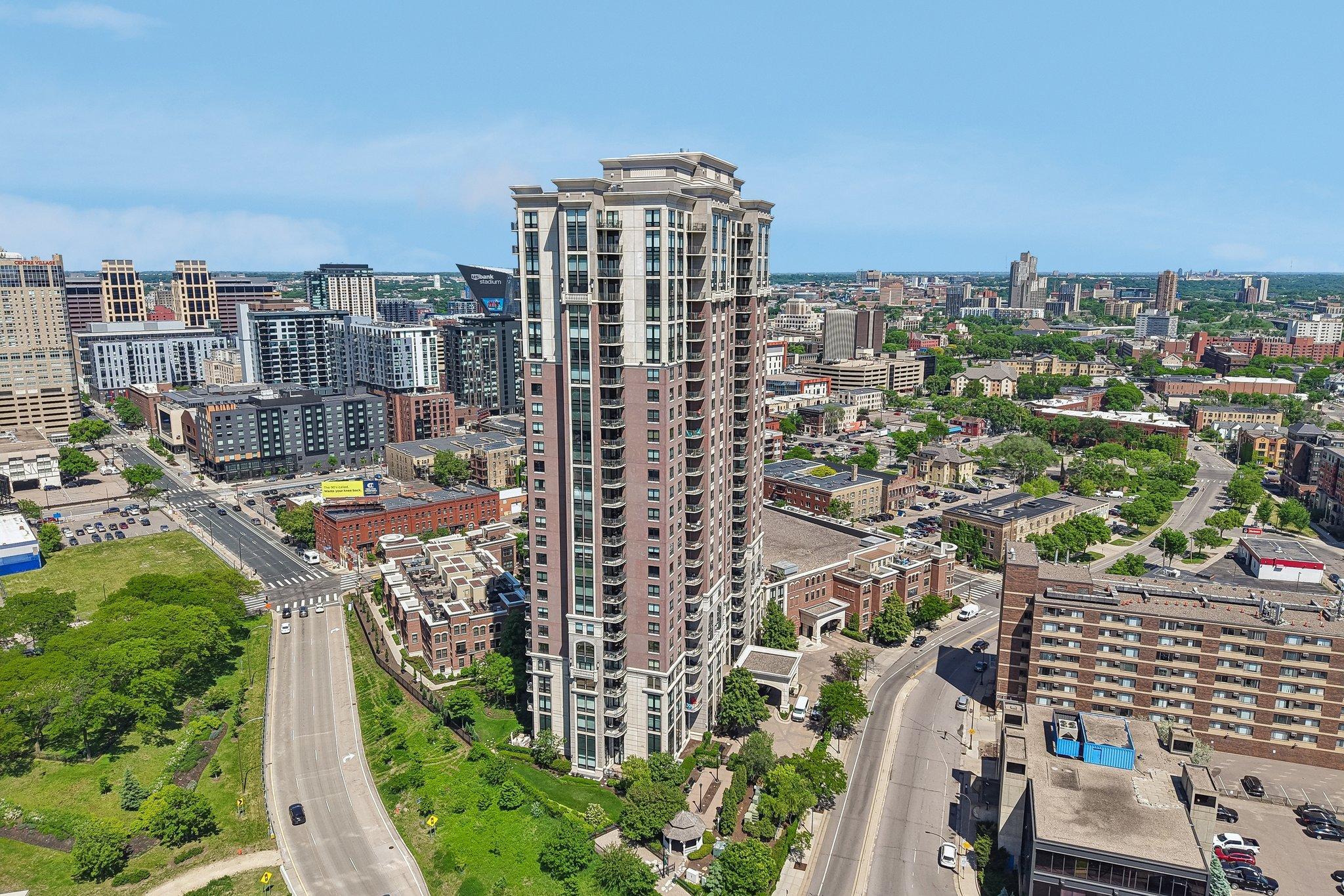 View of Residential at 500 Grant Street #1902, Minneapolis MN 55404, Minneapolis (56 of 64) - Mike Wilen | Minnesota Team Real Estate