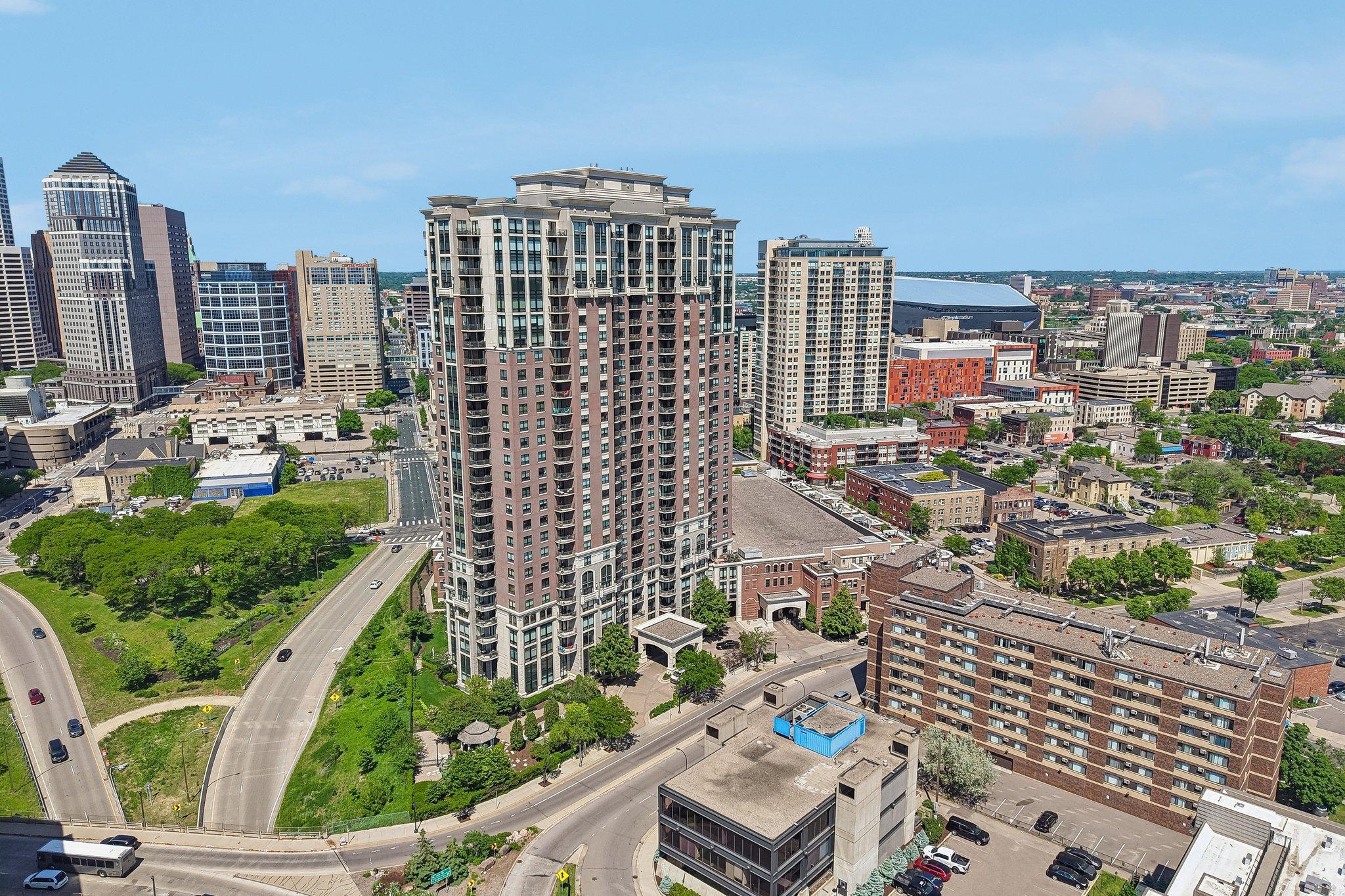 View of Residential at 500 Grant Street #1902, Minneapolis MN 55404, Minneapolis (55 of 64) - Mike Wilen | Minnesota Team Real Estate