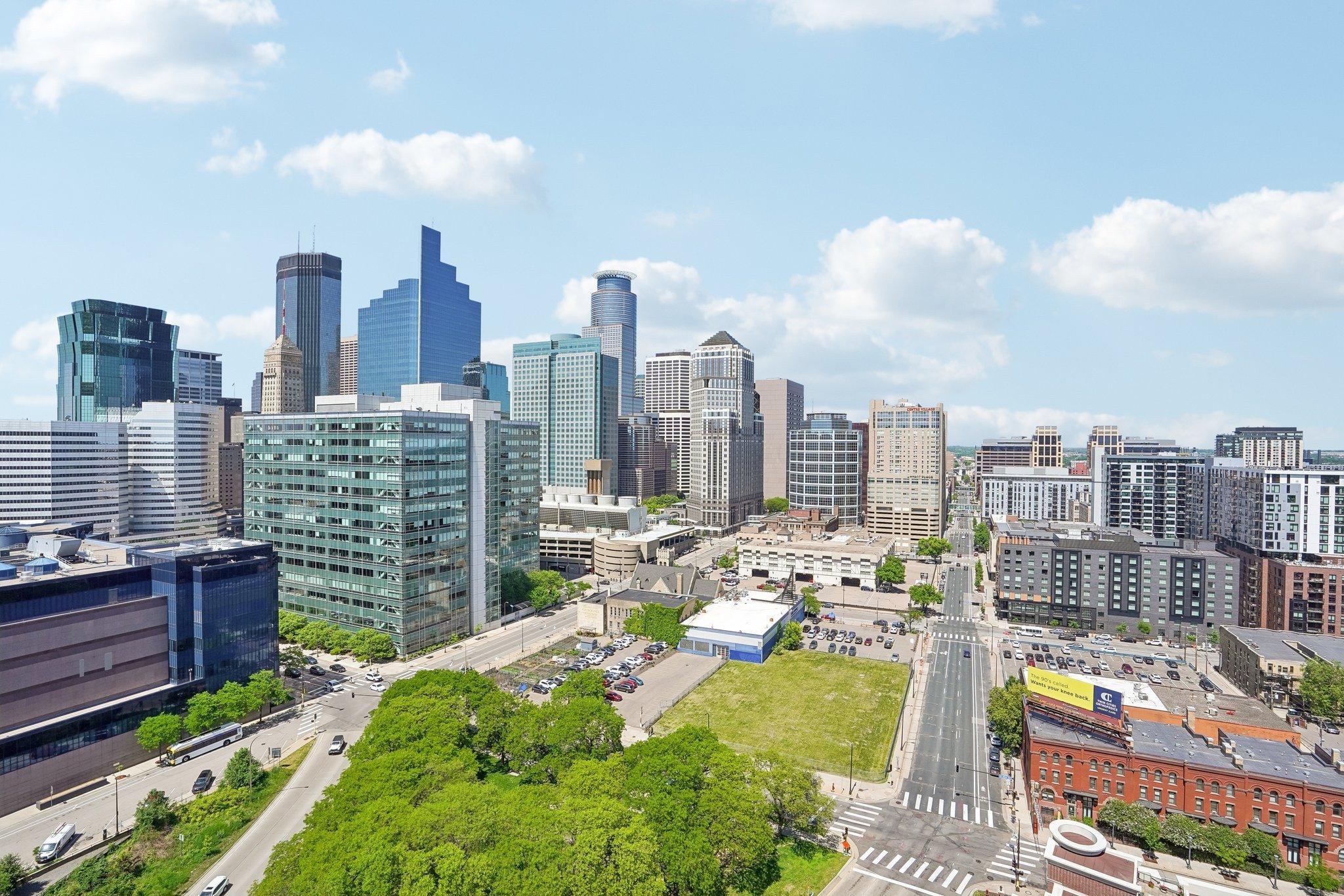 View of Residential at 500 Grant Street #1902, Minneapolis MN 55404, Minneapolis (29 of 64) - Mike Wilen | Minnesota Team Real Estate