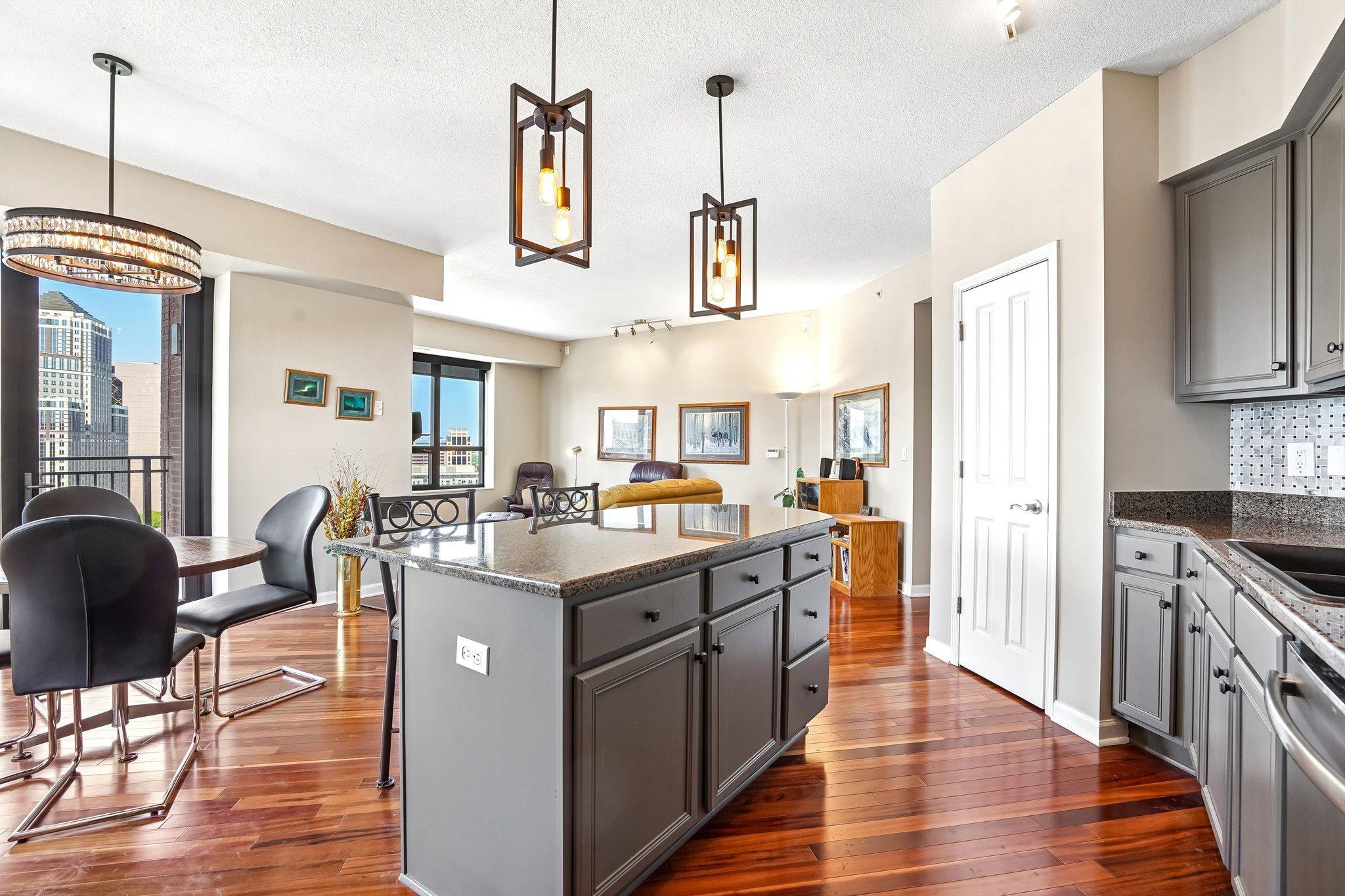 View of Residential at 500 Grant Street #1902, Minneapolis MN 55404, Minneapolis (11 of 64) - Mike Wilen | Minnesota Team Real Estate