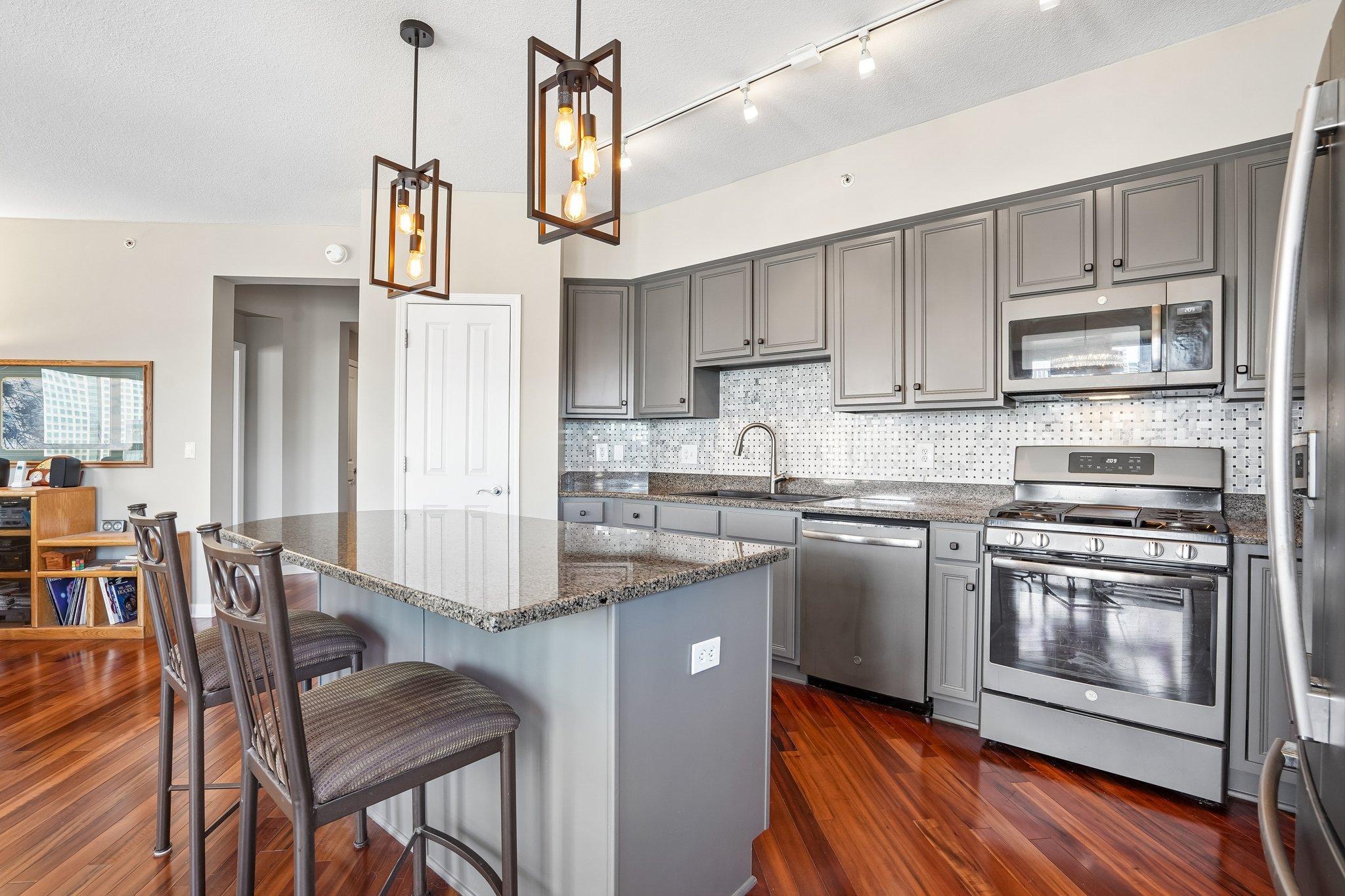 View of Residential at 500 Grant Street #1902, Minneapolis MN 55404, Minneapolis (10 of 64) - Mike Wilen | Minnesota Team Real Estate