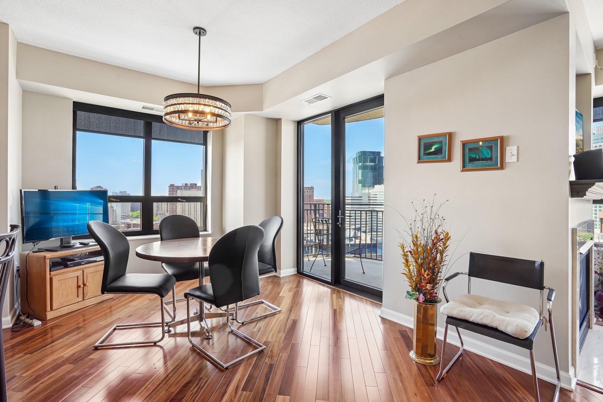 View of Residential at 500 Grant Street #1902, Minneapolis MN 55404, Minneapolis (8 of 64) - Mike Wilen | Minnesota Team Real Estate