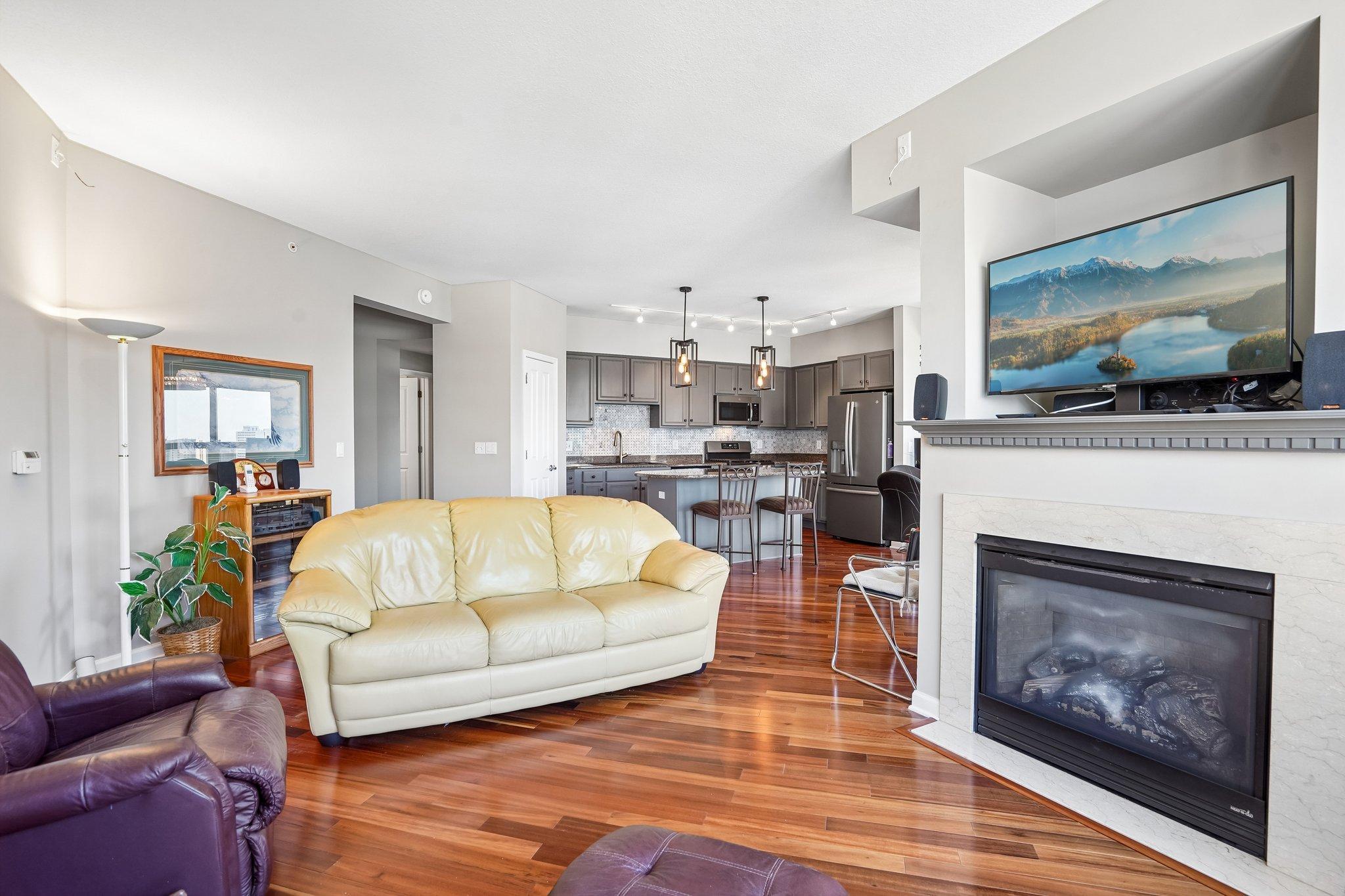 View of Residential at 500 Grant Street #1902, Minneapolis MN 55404, Minneapolis (3 of 64) - Mike Wilen | Minnesota Team Real Estate