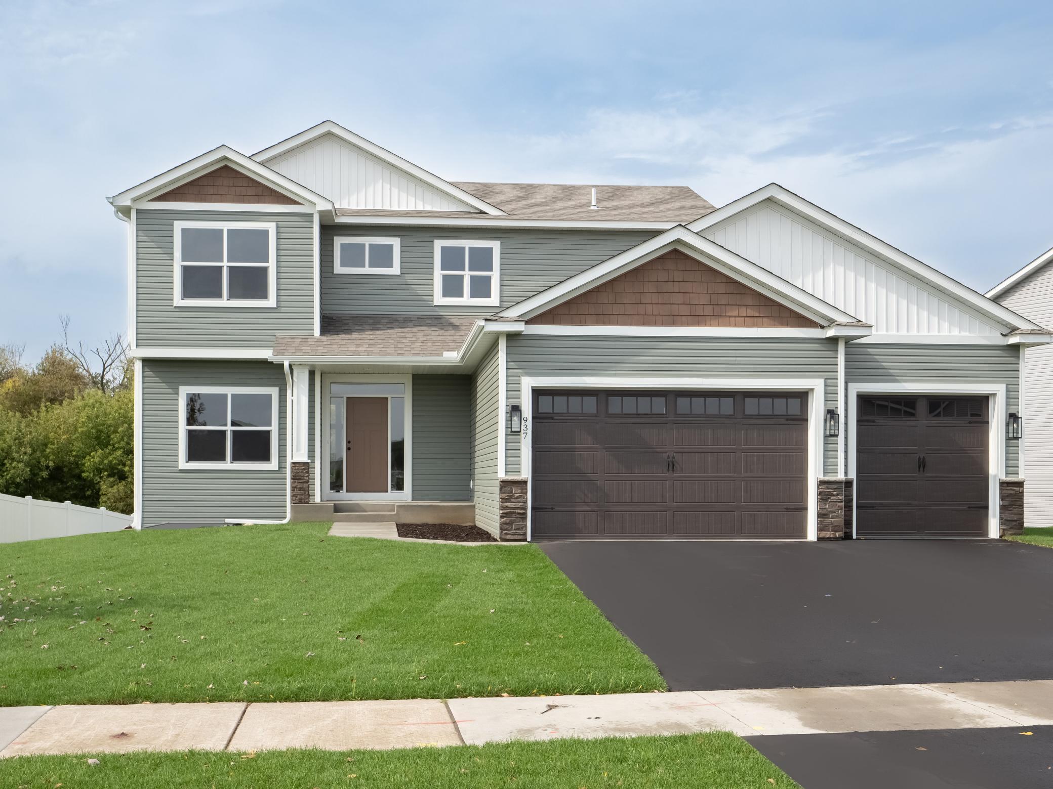 View of Single Family at 1026 Bellaire Boulevard, Isanti - Mike Wilen | Minnesota Team Real Estate