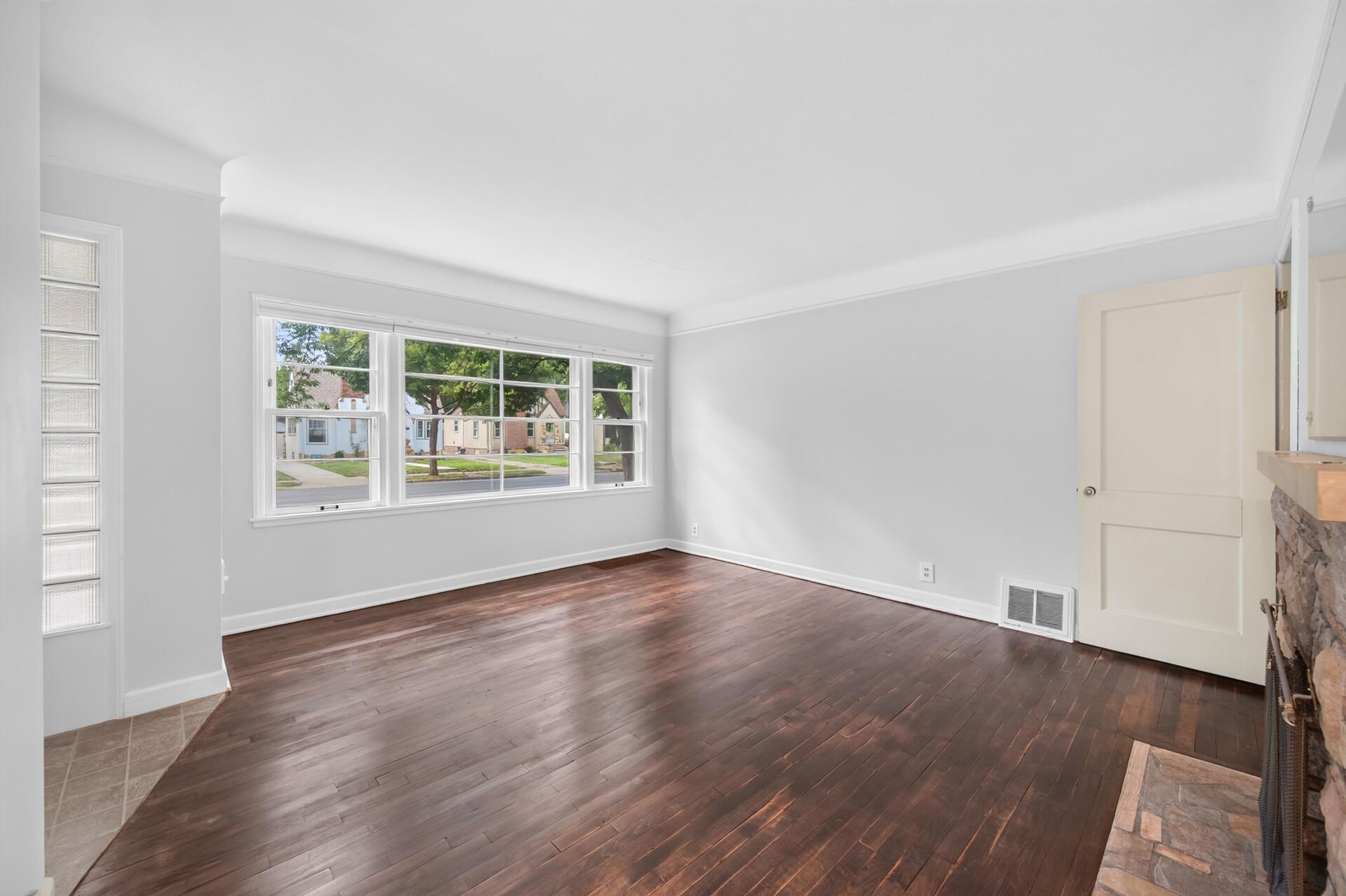 View of Residential at 5509 Blaisdell Avenue, Minneapolis MN 55419, Minneapolis (4 of 33) - Mike Wilen | Minnesota Team Real Estate
