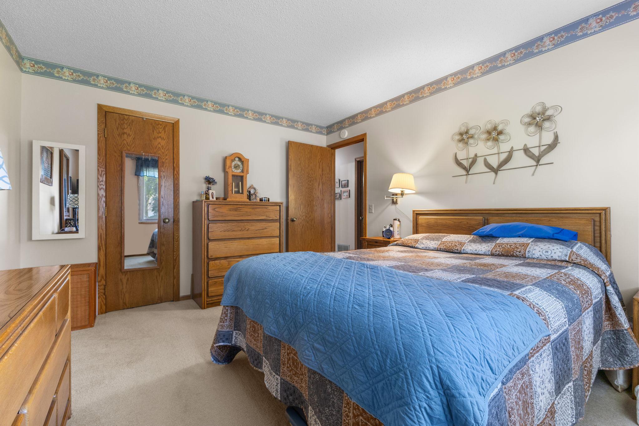 View of Residential at 975 Heritage Court #206, Vadnais Heights MN 55127, Vadnais Heights (20 of 30) - Mike Wilen | Minnesota Team Real Estate