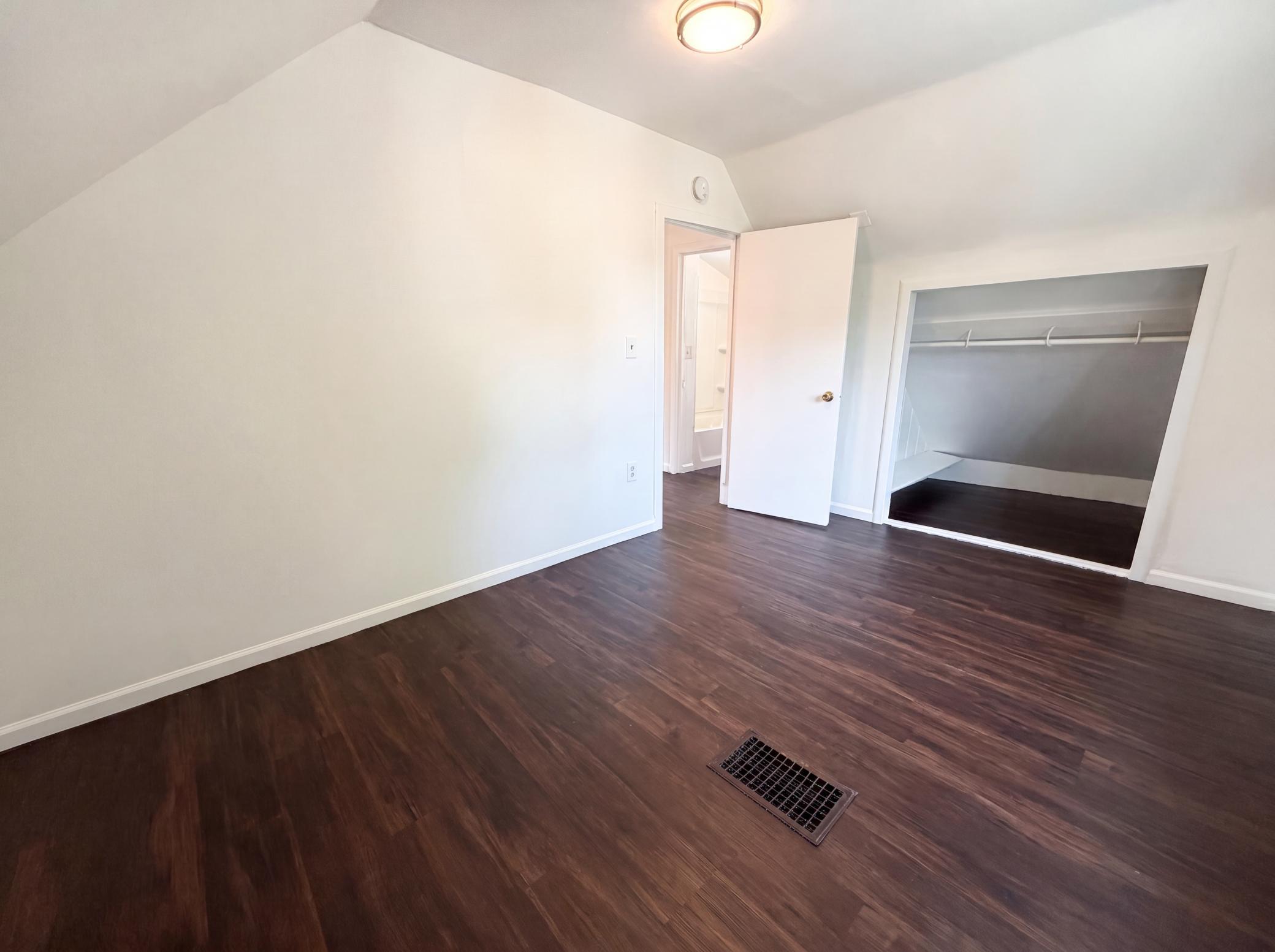 View of Residential at 5200 Camden Avenue, Minneapolis MN 55430, Minneapolis (14 of 23) - Mike Wilen | Minnesota Team Real Estate