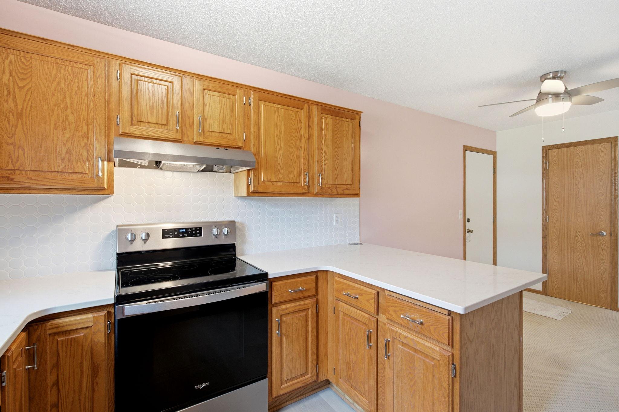 View of Residential at 5305 Orleans Lane #6, Plymouth MN 55442, Plymouth (11 of 31) - Mike Wilen | Minnesota Team Real Estate