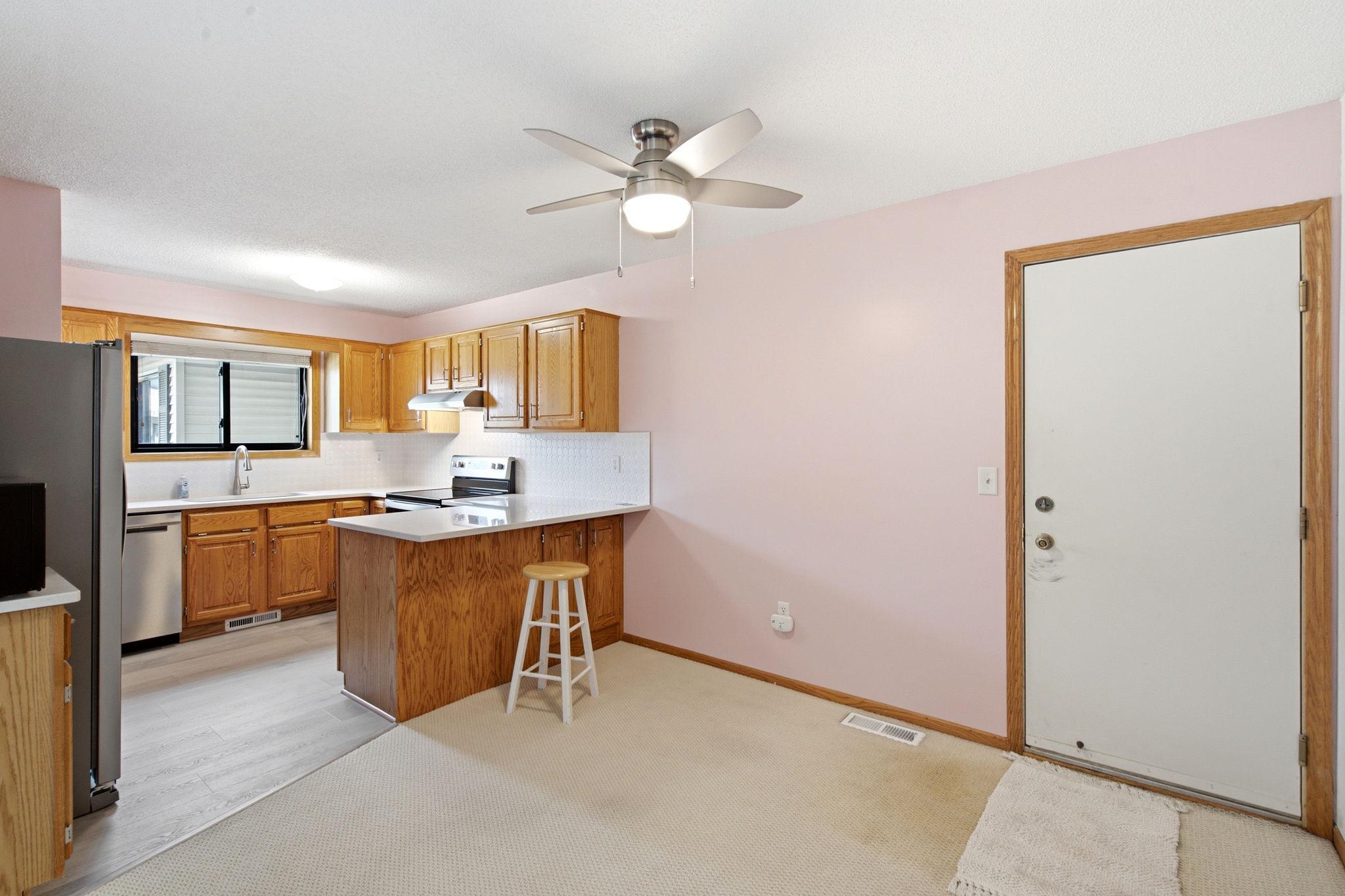 View of Residential at 5305 Orleans Lane #6, Plymouth MN 55442, Plymouth (10 of 31) - Mike Wilen | Minnesota Team Real Estate