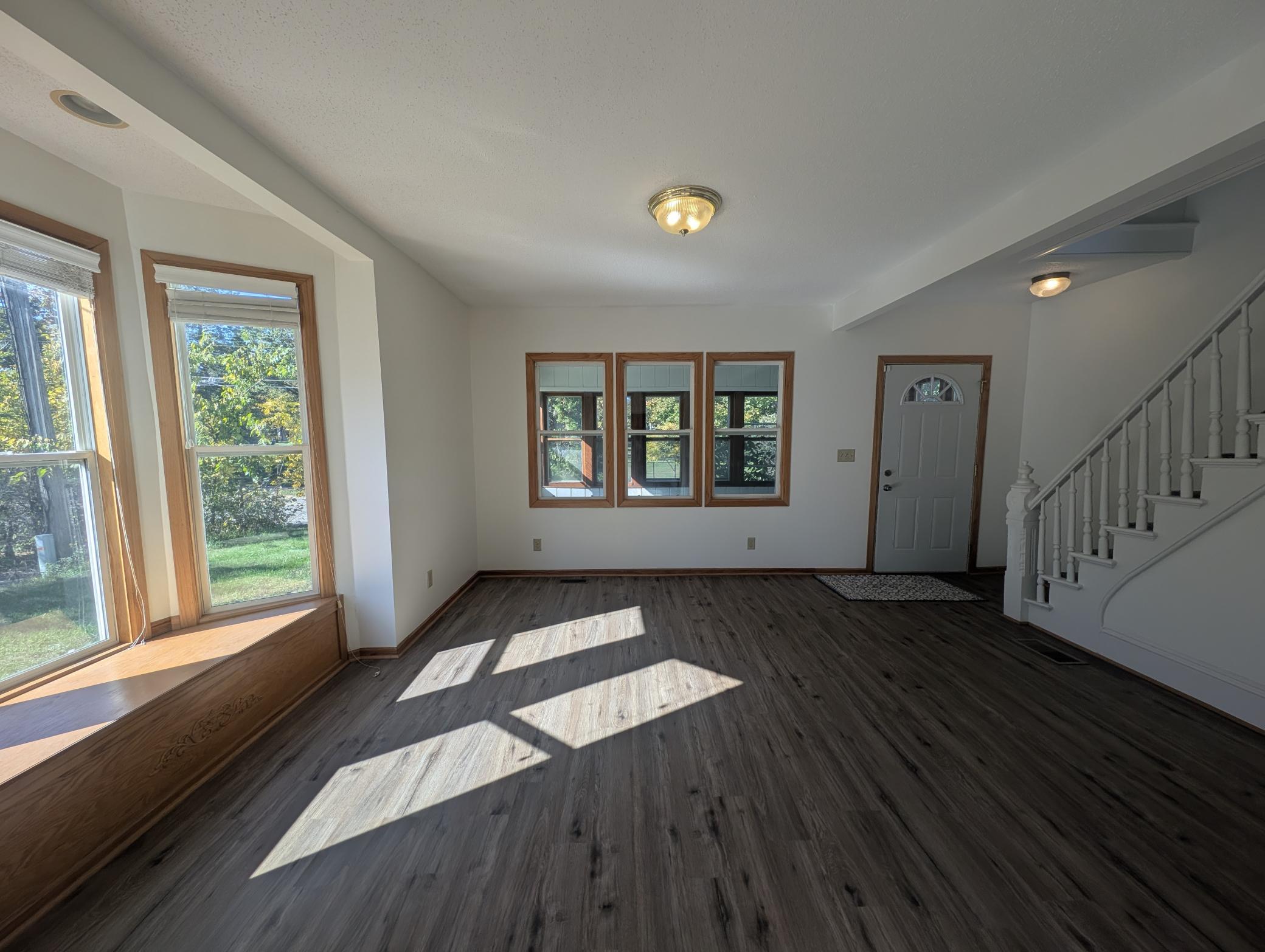 View of Residential at 880 Jackson Street, Saint Paul MN 55117, Saint Paul (8 of 21) - Mike Wilen | Minnesota Team Real Estate
