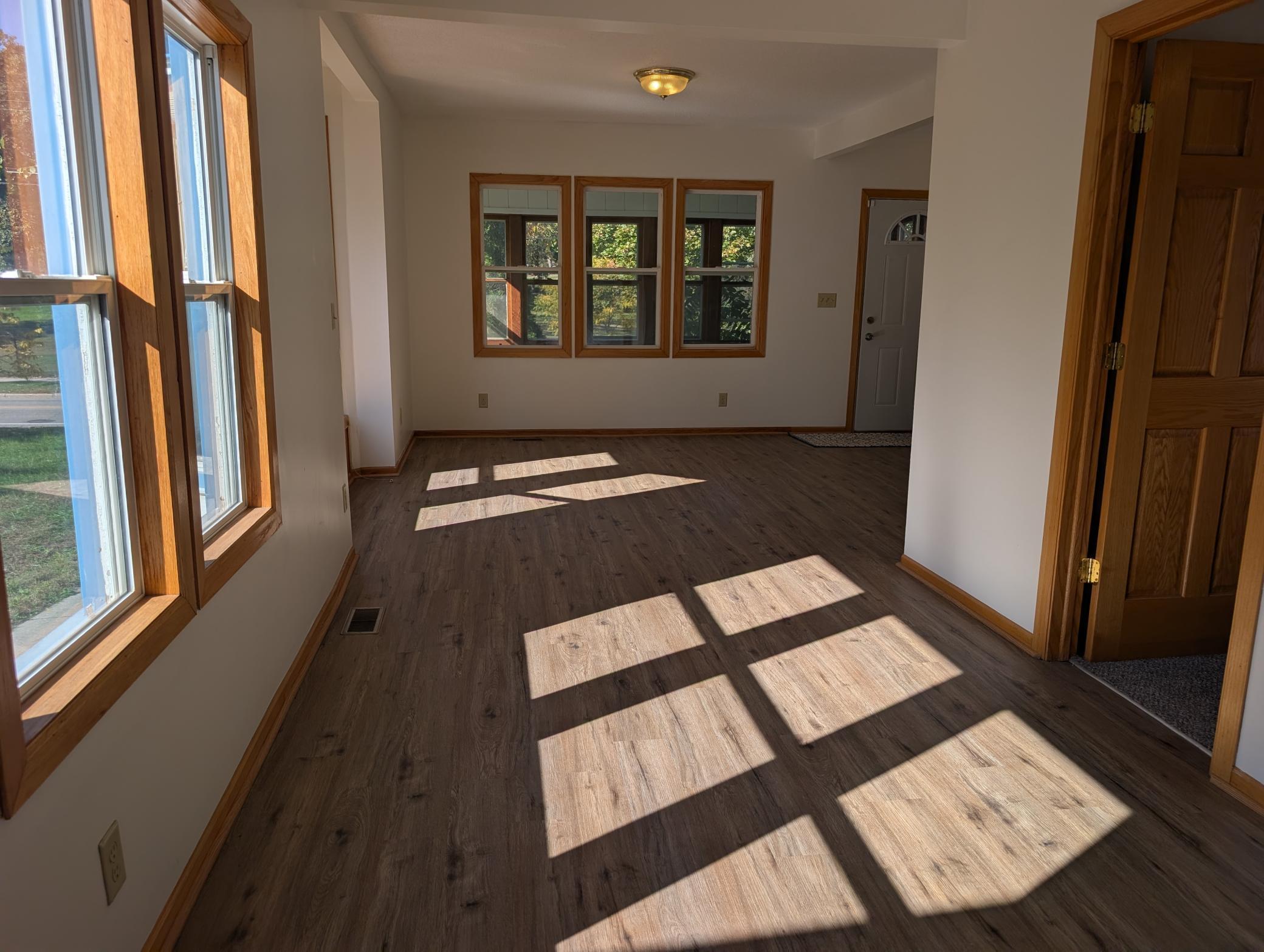 View of Residential at 880 Jackson Street, Saint Paul MN 55117, Saint Paul (10 of 21) - Mike Wilen | Minnesota Team Real Estate
