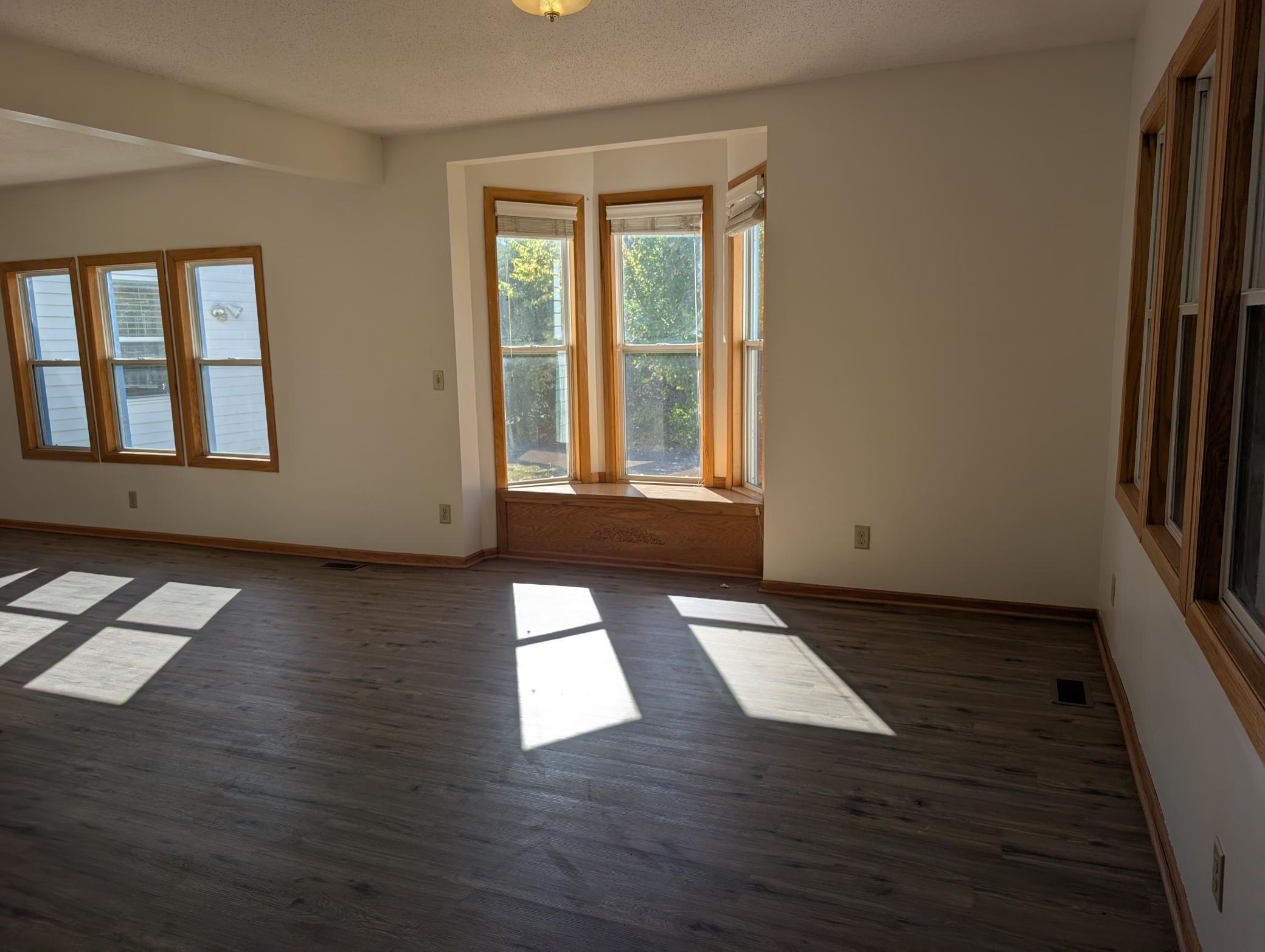 View of Residential at 880 Jackson Street, Saint Paul MN 55117, Saint Paul (7 of 21) - Mike Wilen | Minnesota Team Real Estate