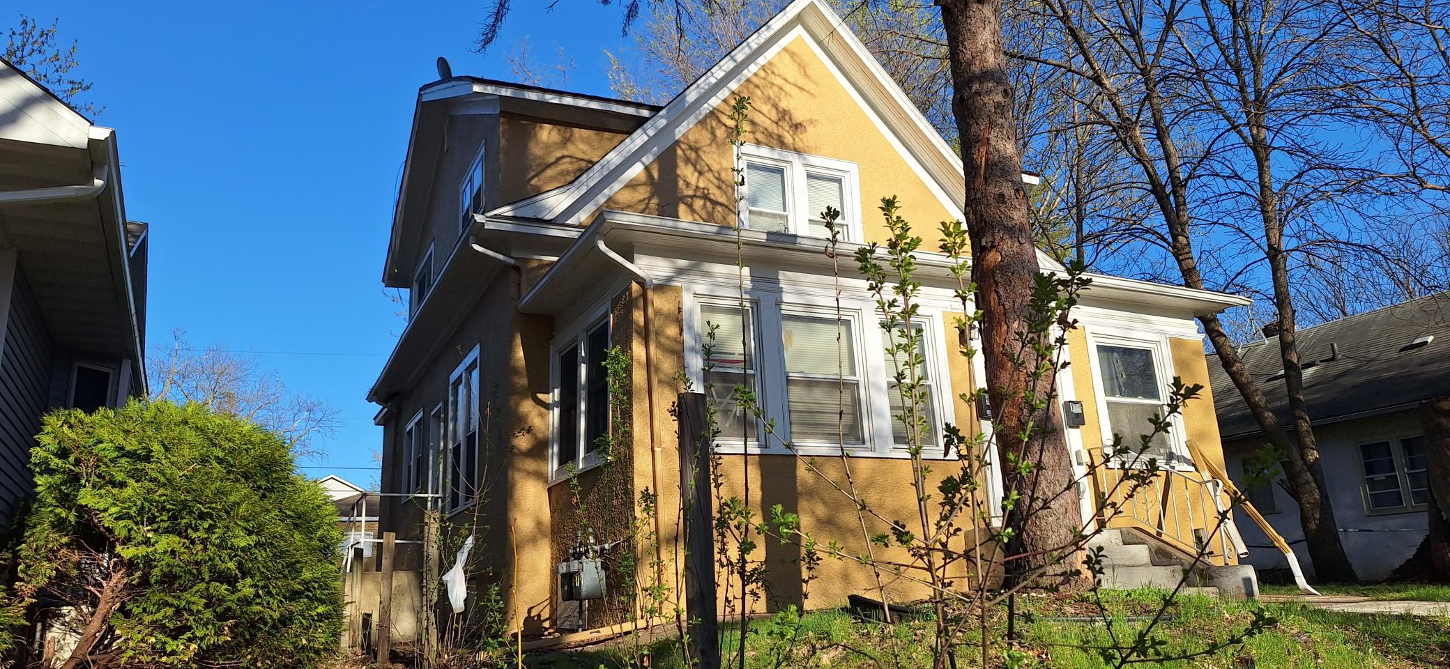 View of Residential Income at 3614 Russell Avenue, Minneapolis MN 55412, Minneapolis (2 of 7) - Mike Wilen | Minnesota Team Real Estate