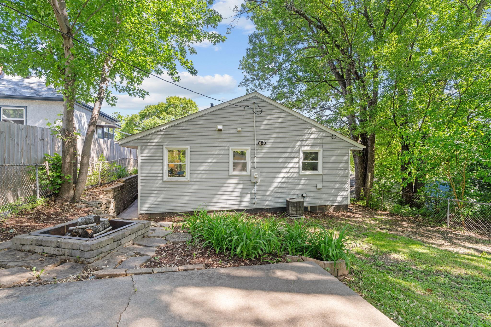 View of Residential at 510 Wyoming Street, Saint Paul MN 55107, Saint Paul (31 of 35) - Mike Wilen | Minnesota Team Real Estate